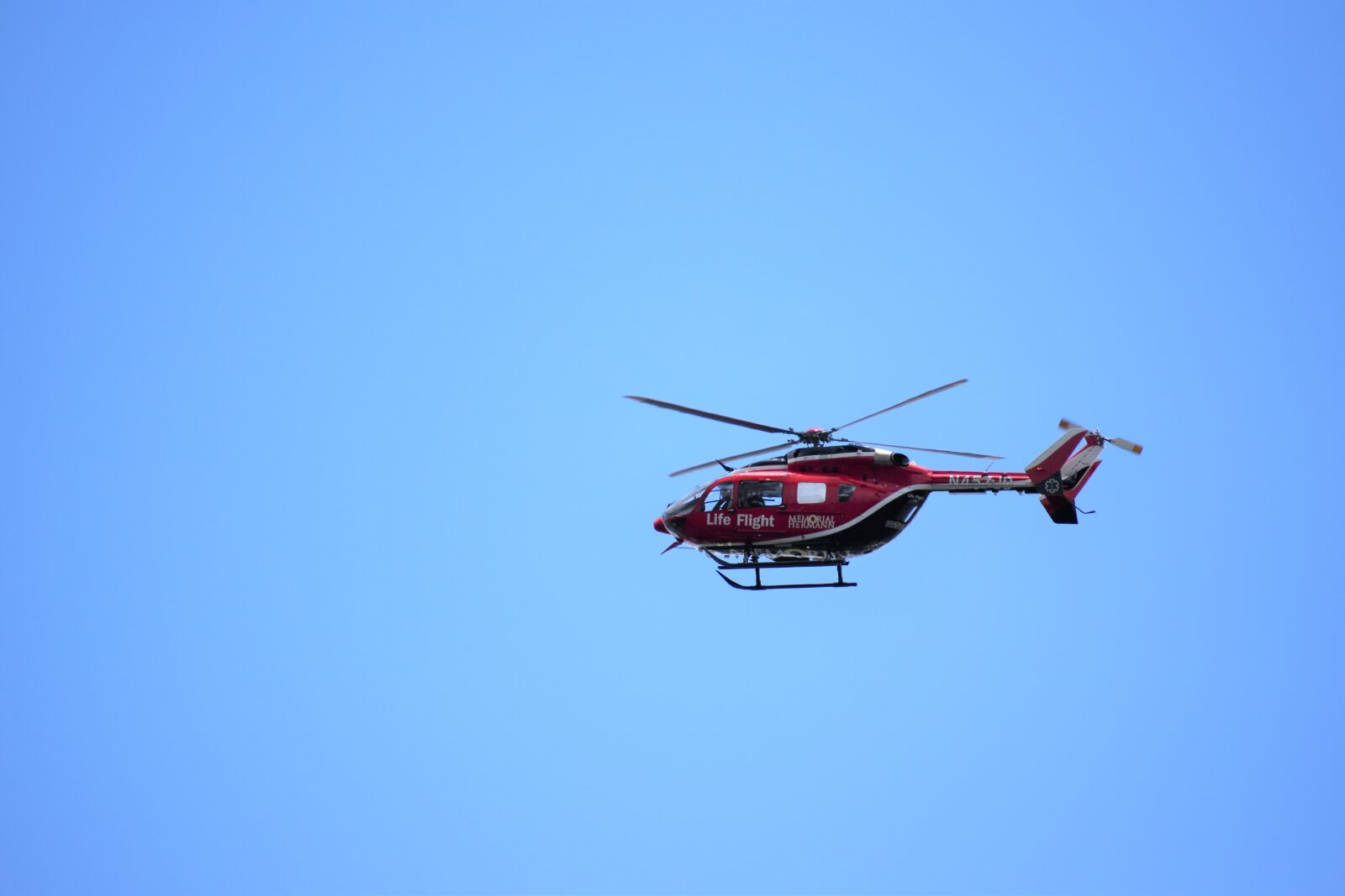 Nikon D3500 sample photo. Search and rescue, helicopter photography