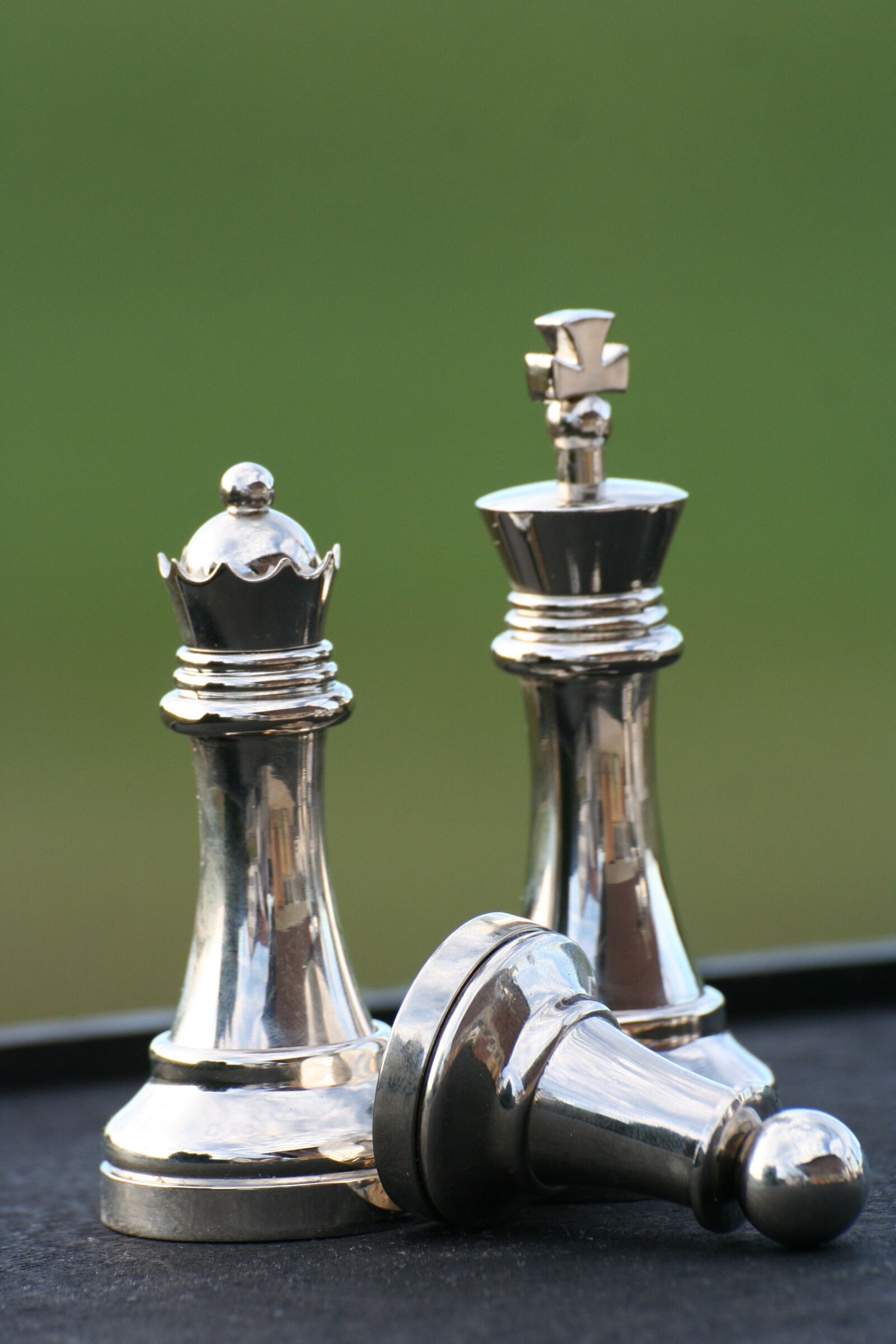 Canon EOS 350D (EOS Digital Rebel XT / EOS Kiss Digital N) sample photo. Chess, chess piece, strategy photography
