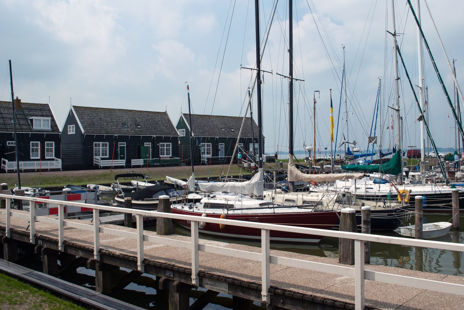Nikon D3000 sample photo. Pier, marks, netherlands photography