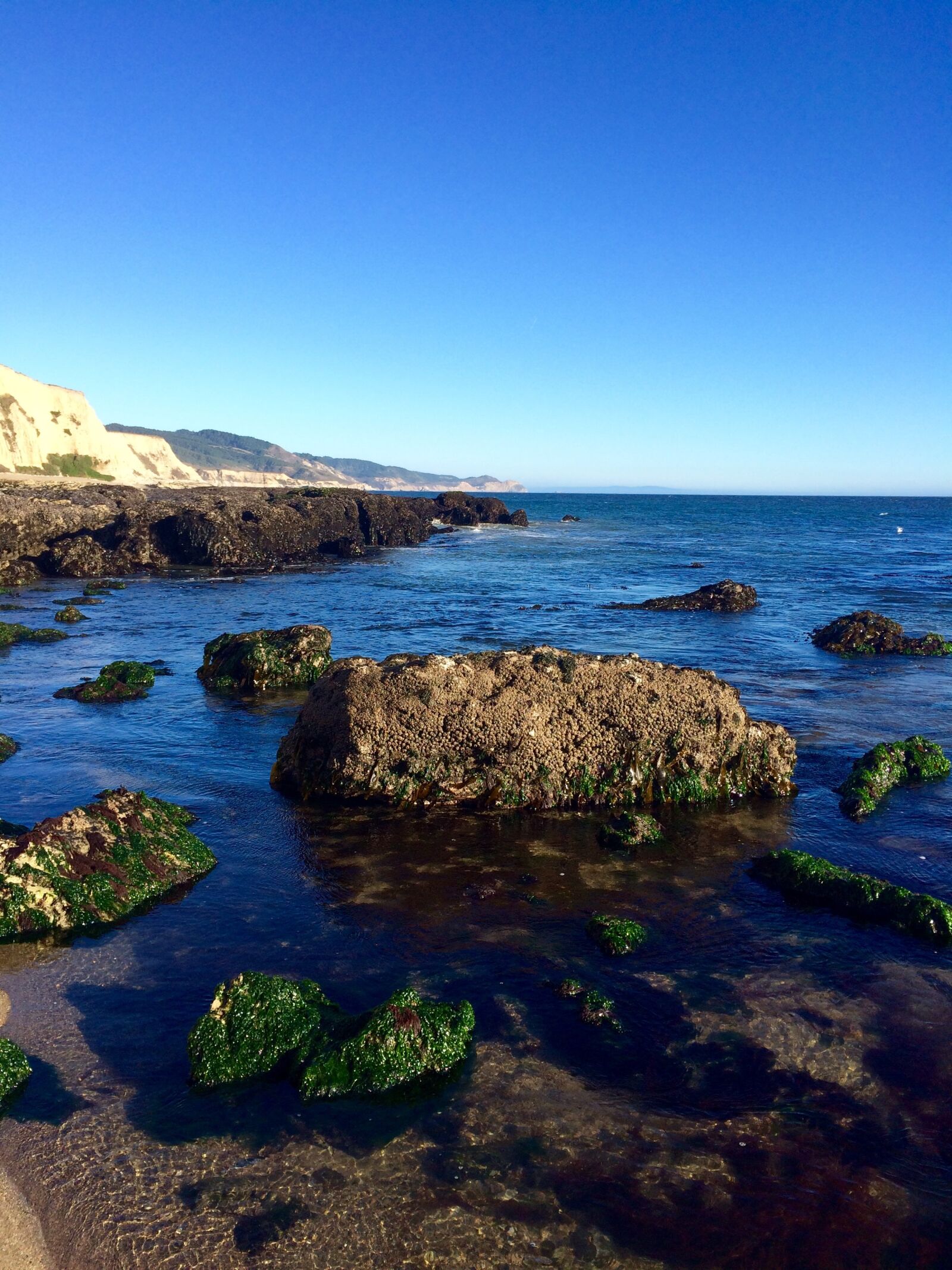 iPhone 5s back camera 4.15mm f/2.2 sample photo. Pacific coast, low tide photography