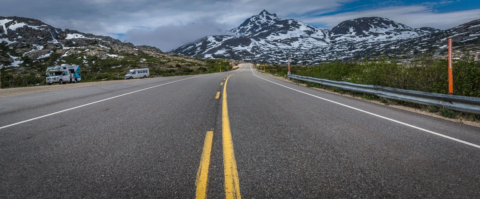 Sony SLT-A77 sample photo. Highway, road, canada photography