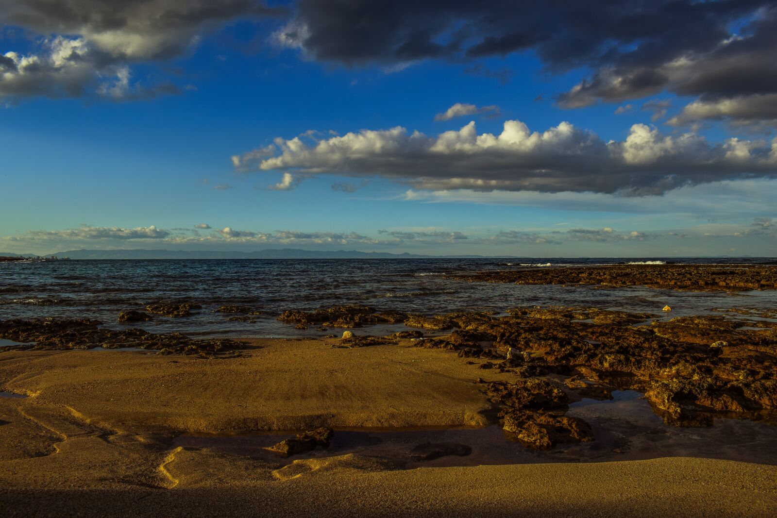 Nikon D3300 sample photo. Beach, sea, horizon photography
