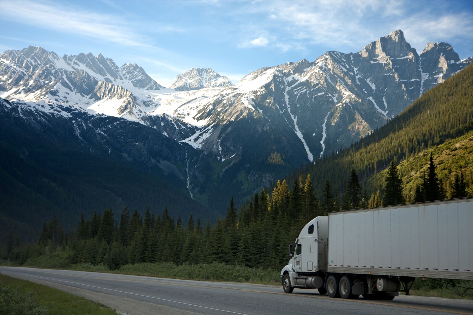 Canon EOS 40D sample photo. Truck, freight, transportation photography