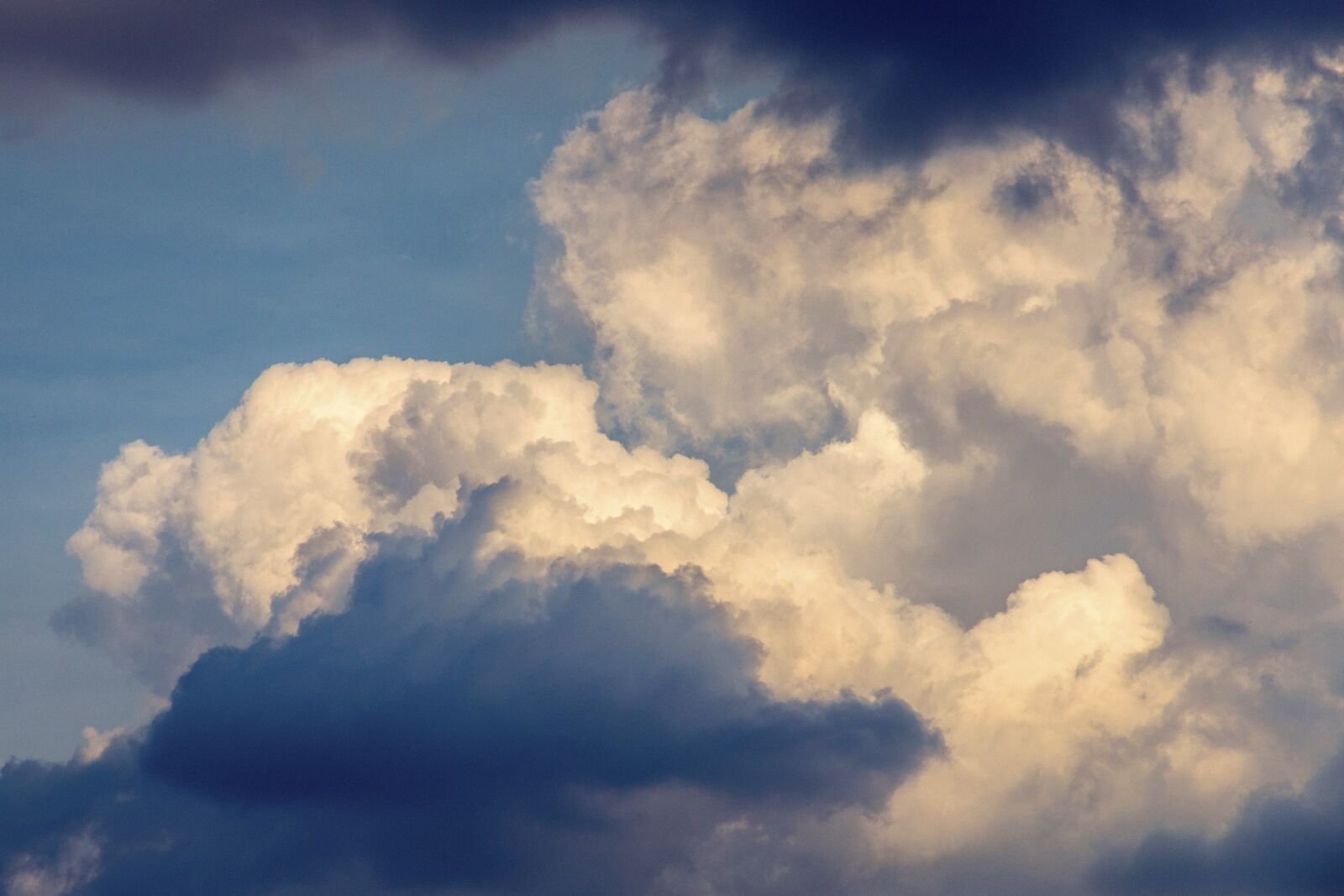 Canon EOS 70D sample photo. Clouds, cloud cover, the photography
