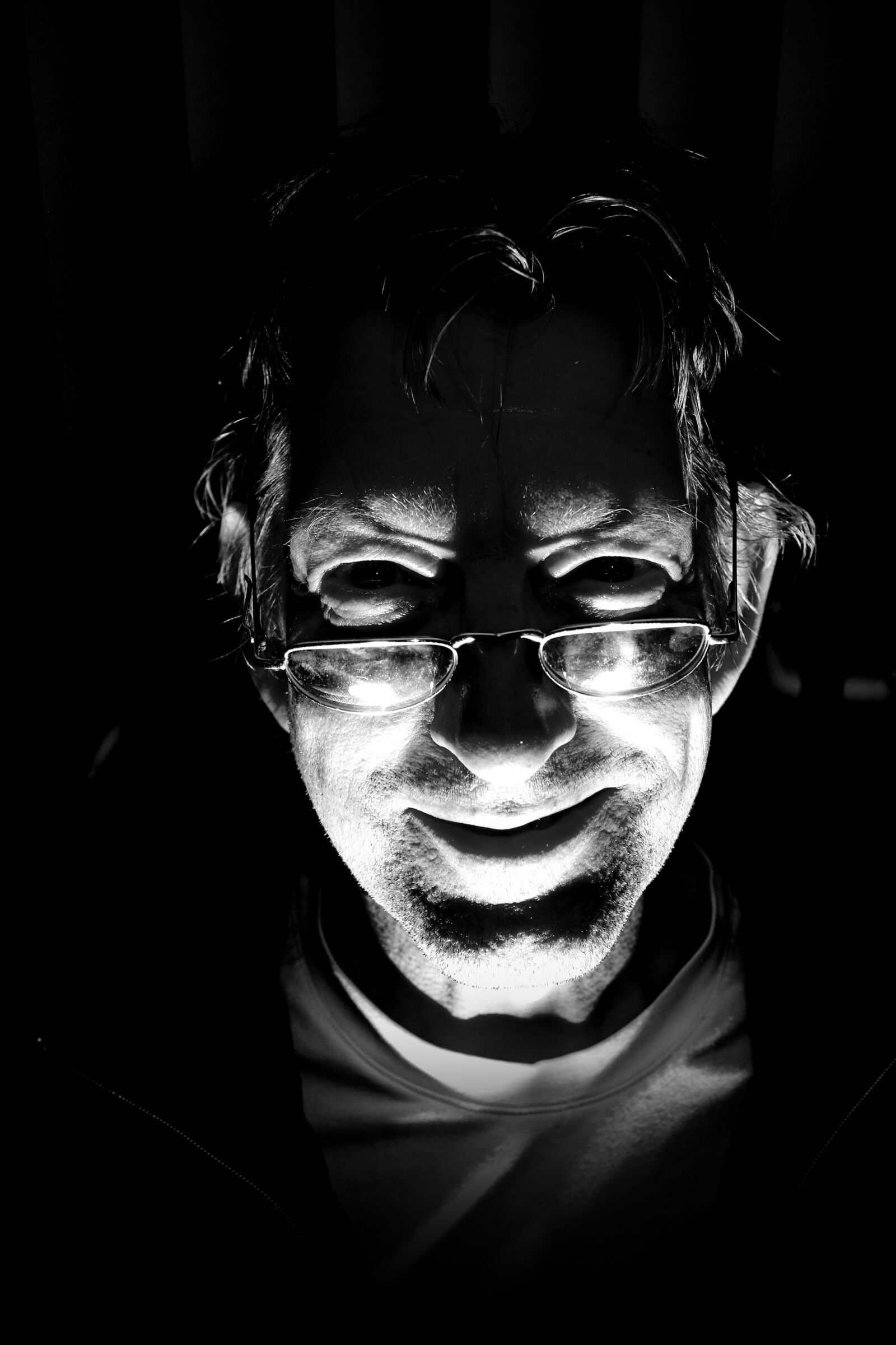 Canon EOS 60D sample photo. Man, dark, light photography