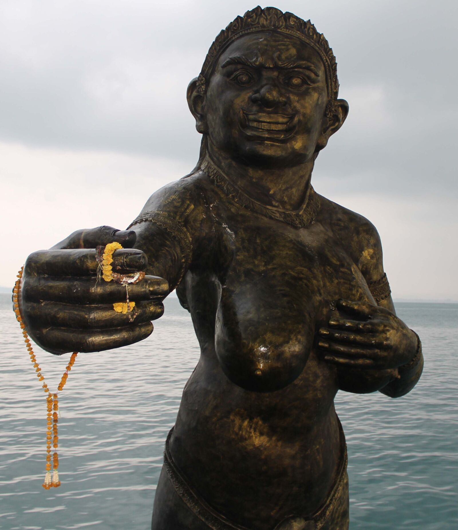 Canon EOS 650D (EOS Rebel T4i / EOS Kiss X6i) sample photo. Kho sommet, thailand, sculpture photography