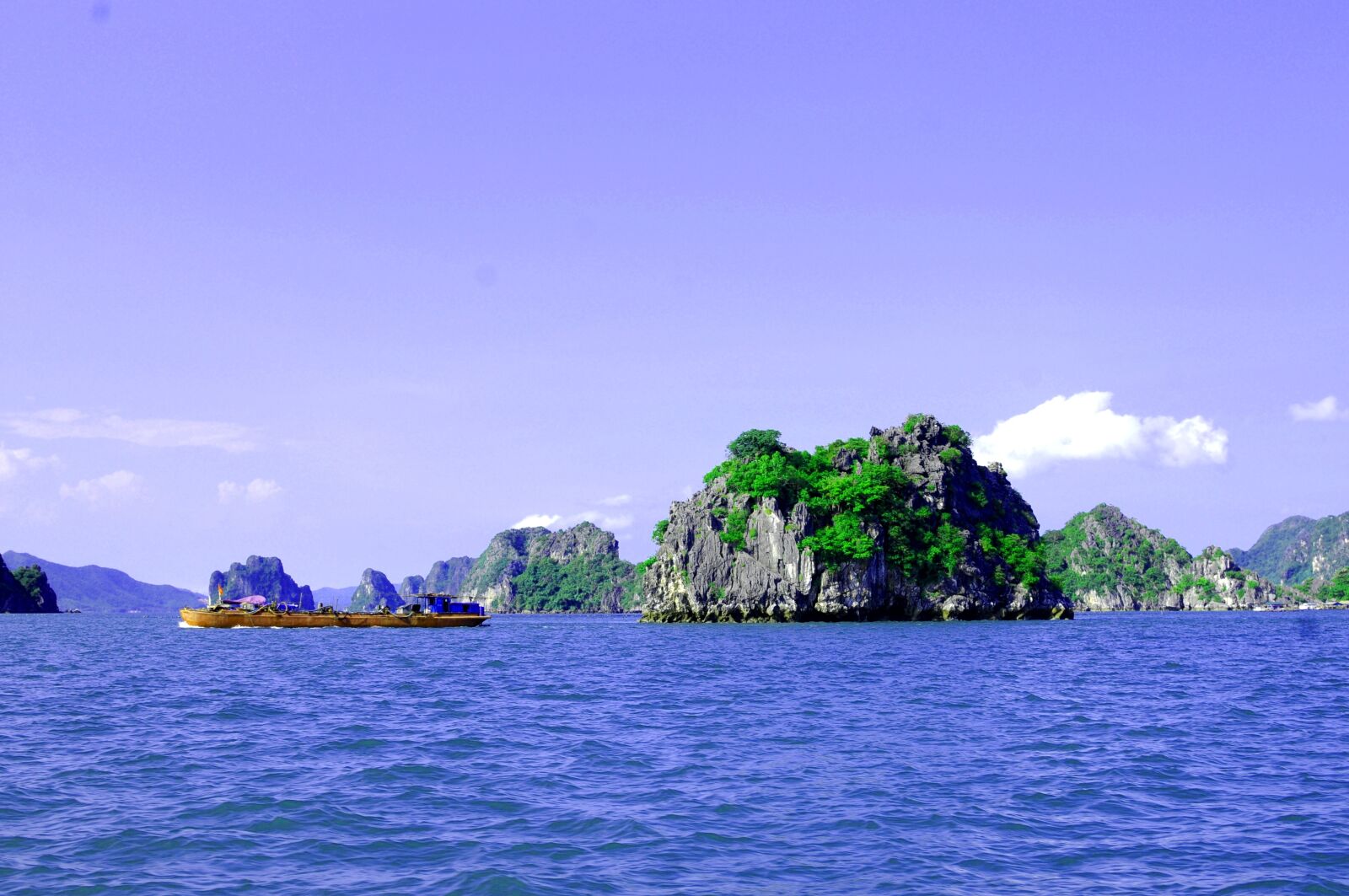 Nikon D300S sample photo. Ocean, island, karst photography