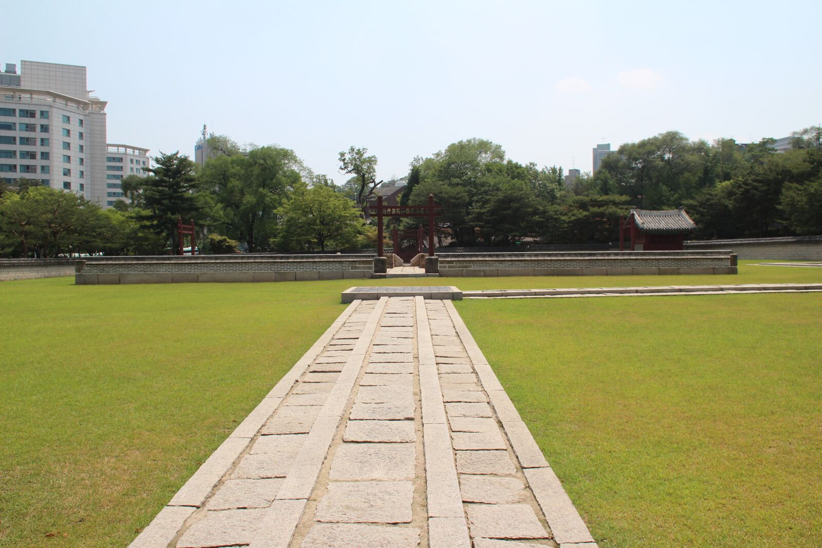 Canon EOS 600D (Rebel EOS T3i / EOS Kiss X5) sample photo. The resignation is only photography
