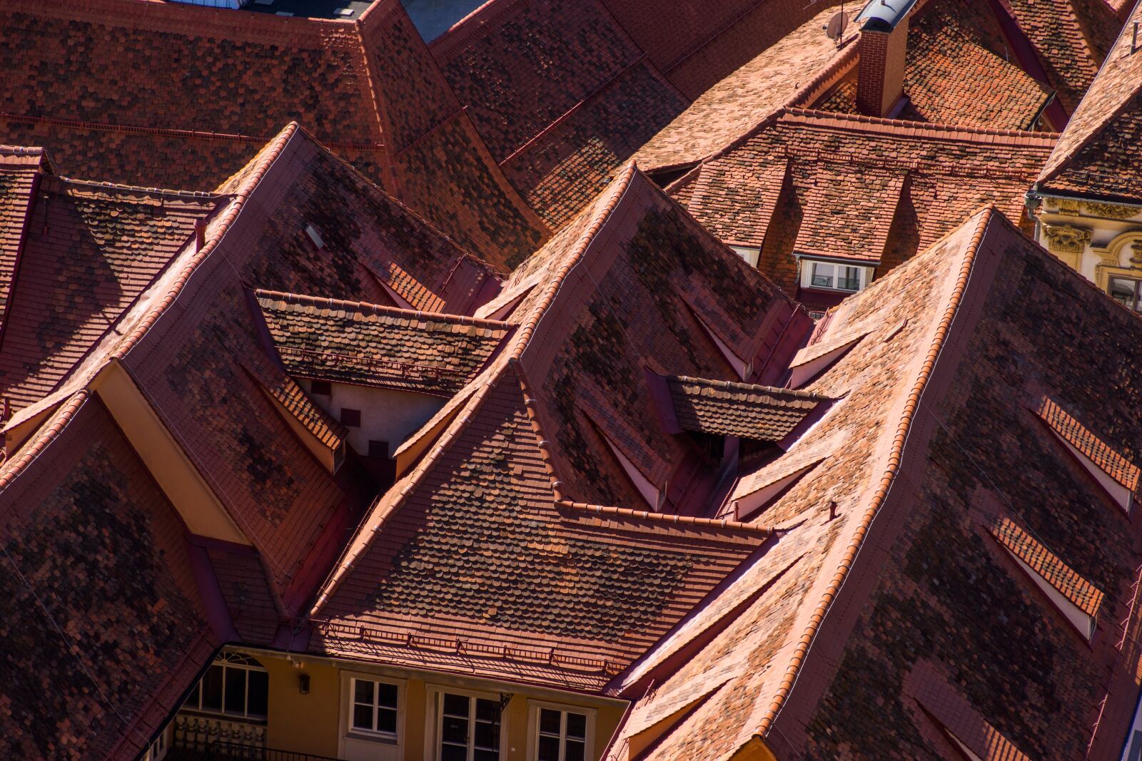 Tamron 16-300mm F3.5-6.3 Di II VC PZD Macro sample photo. Roofs, roof, tiles photography