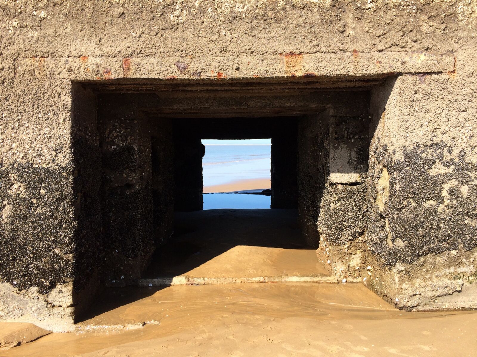 iPhone 5s back camera 4.12mm f/2.2 sample photo. Focus, view, beach photography
