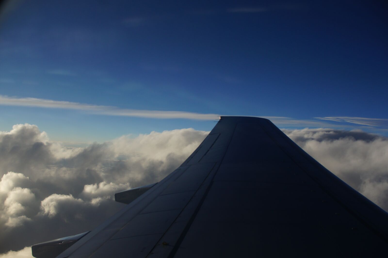 Sony Alpha DSLR-A550 sample photo. Airplane, aircraft, clouds photography
