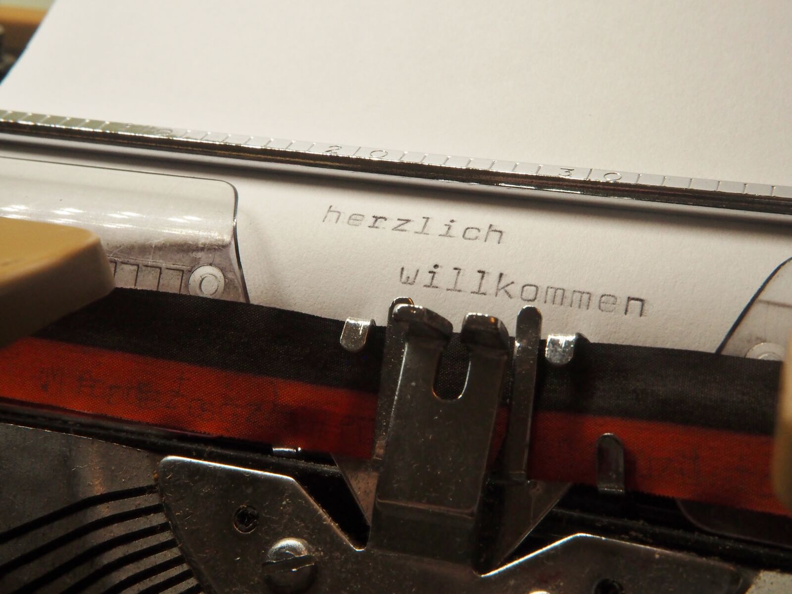 Olympus OM-D E-M10 sample photo. Typewriter, letters, retro photography