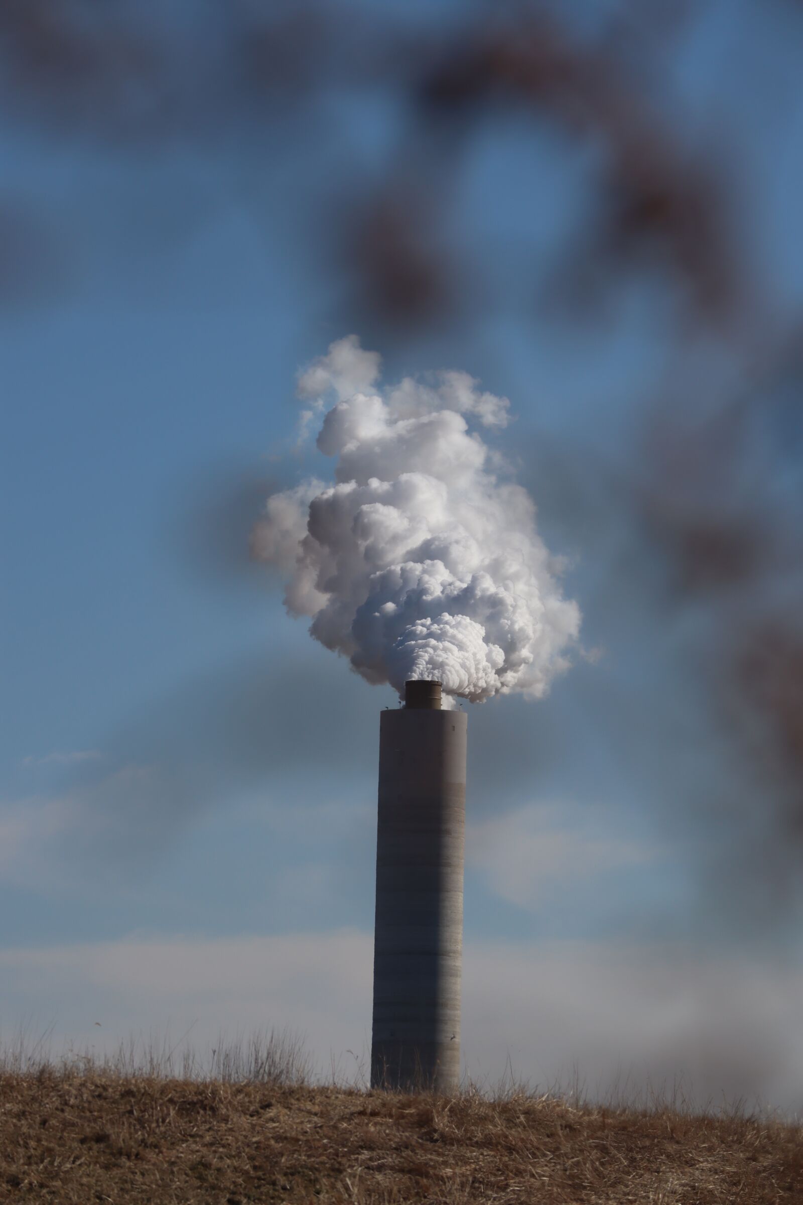 Canon EOS M50 (EOS Kiss M) sample photo. Pollution, air pollution, smoke photography