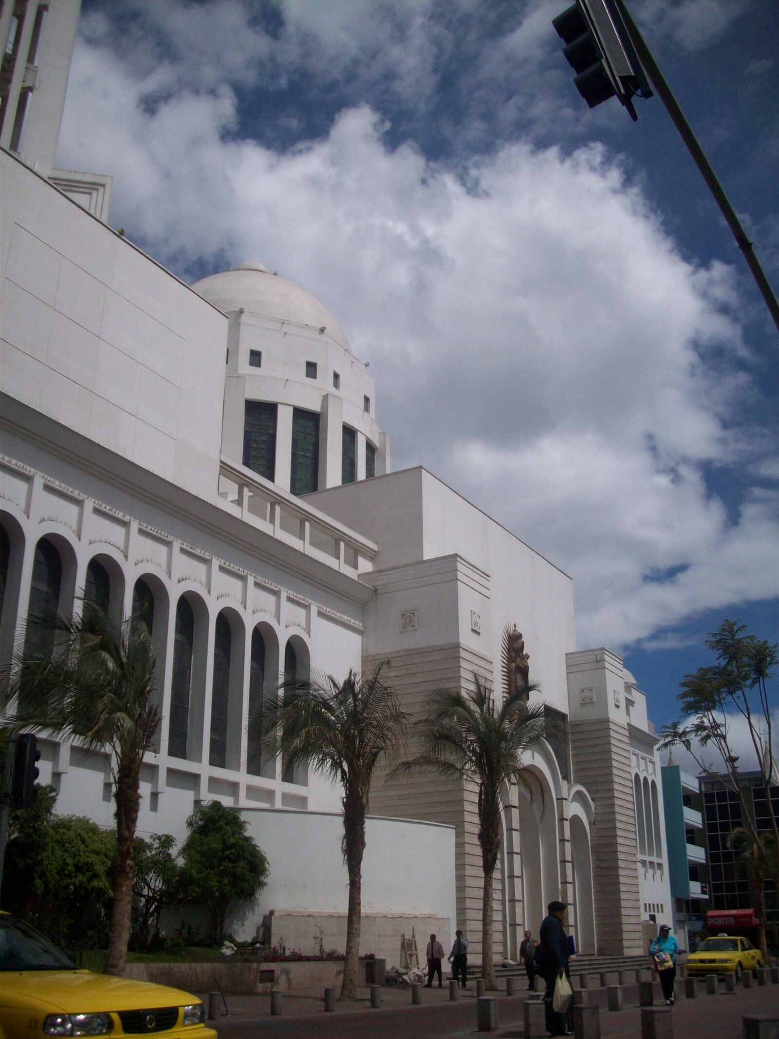 Kodak EASYSHARE M853 ZOOM DIGITAL CAMERA sample photo. Ambato photography