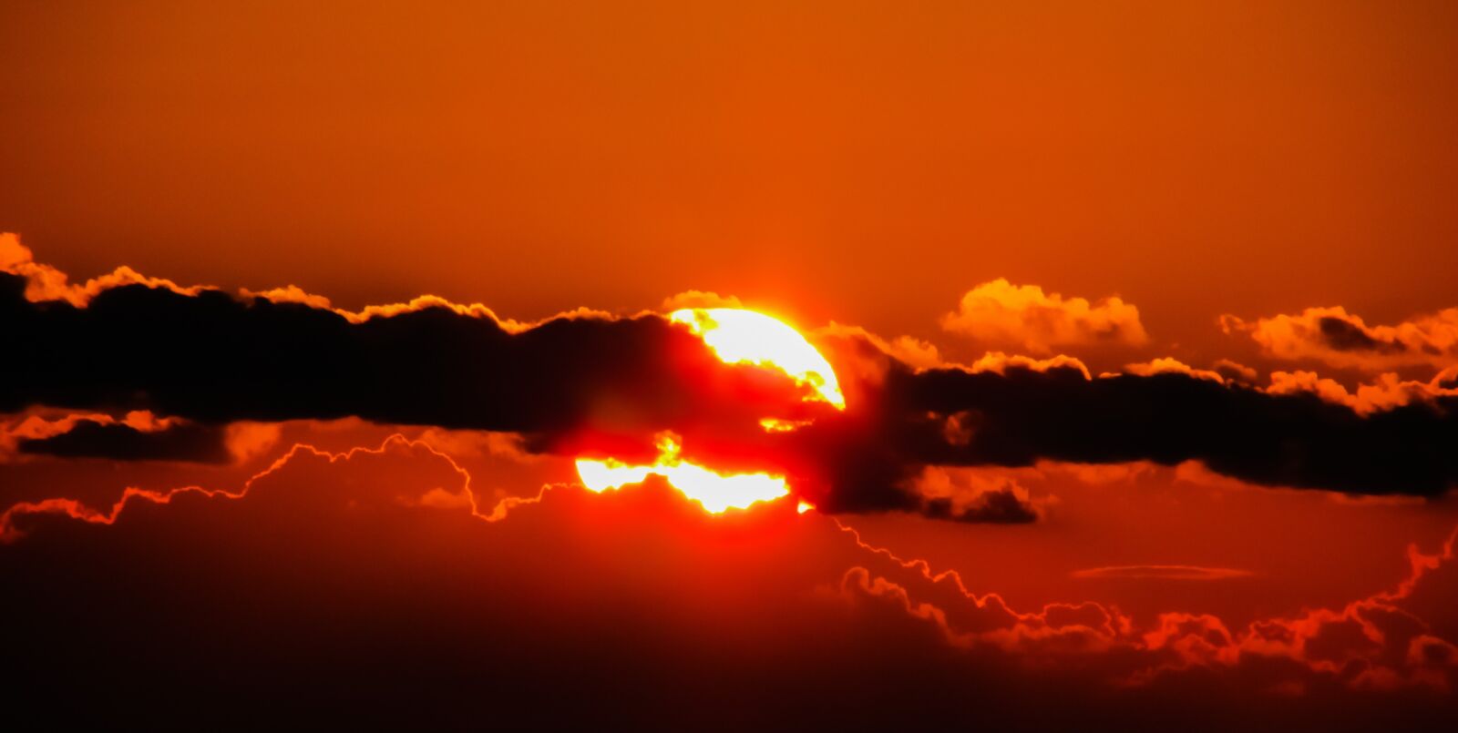 Canon PowerShot SX400 IS sample photo. Sunset, sun, clouds photography
