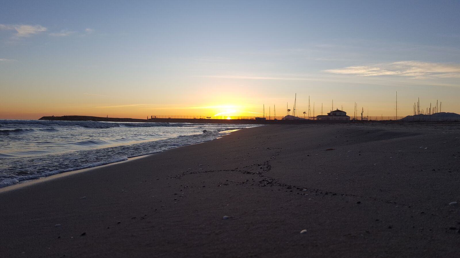 Samsung Galaxy S6 sample photo. Sunrise, beach, sea photography