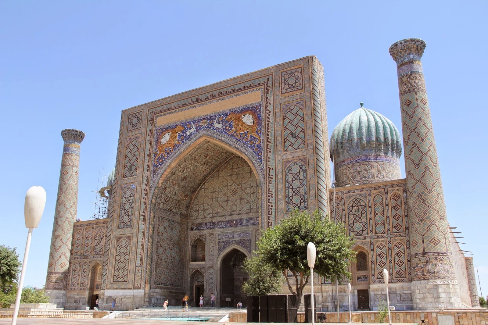 Canon EF-S 18-135mm F3.5-5.6 IS sample photo. Uzbekistan, mosque, samarkand photography