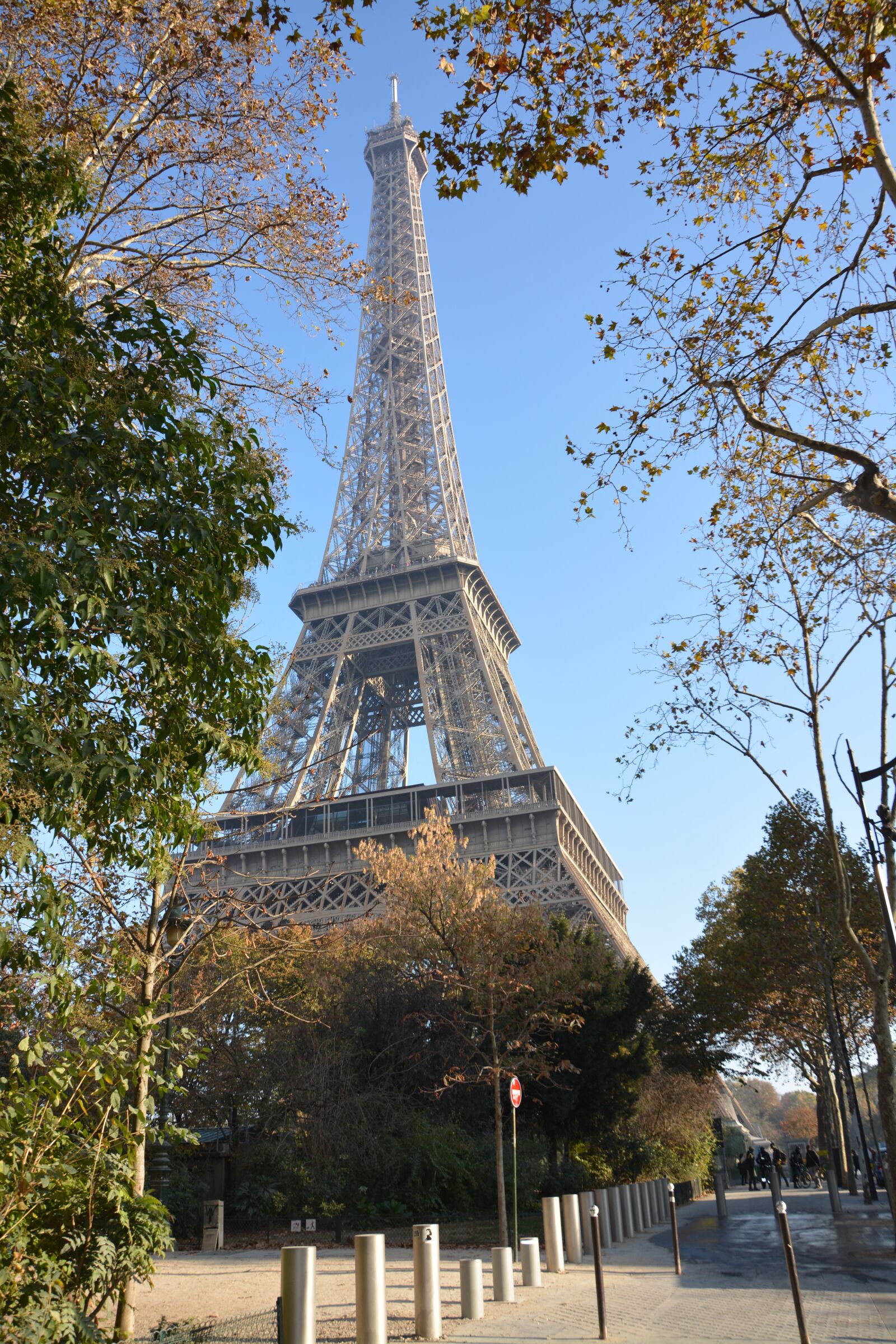 Nikon D5200 sample photo. Eiffel tower, monument heritage photography