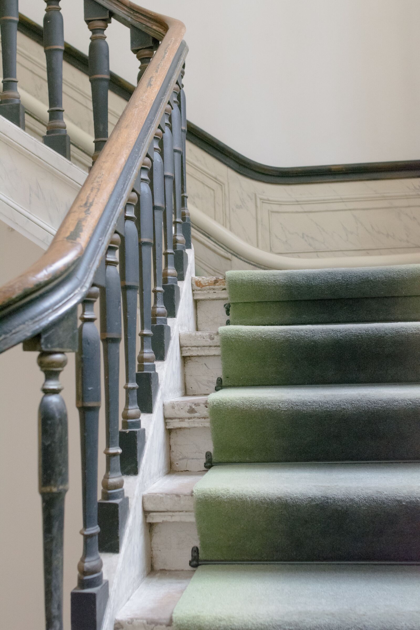 Nikon D5200 sample photo. Architecture, no person, handrail photography