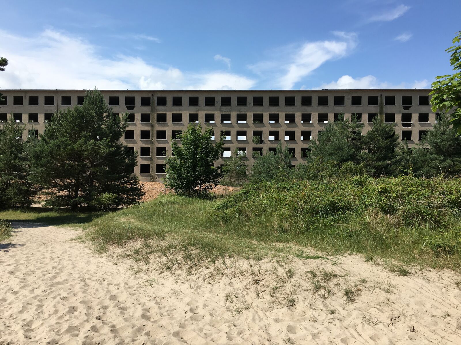 Apple iPhone 6s sample photo. Prora, ruin, view photography