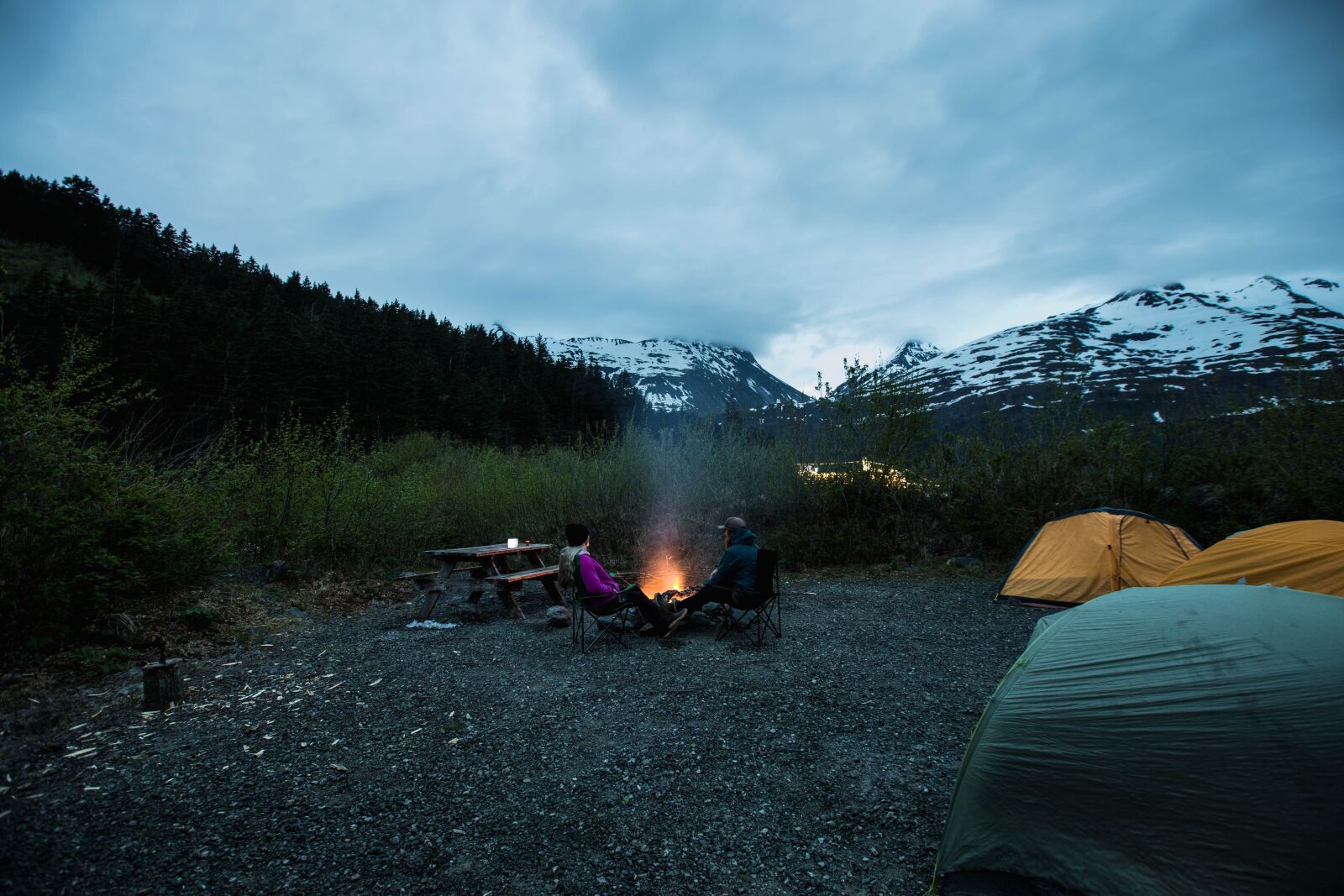 Canon EOS 6D + Canon EF 16-35mm F2.8L II USM sample photo. Alaska, camping, campfire photography