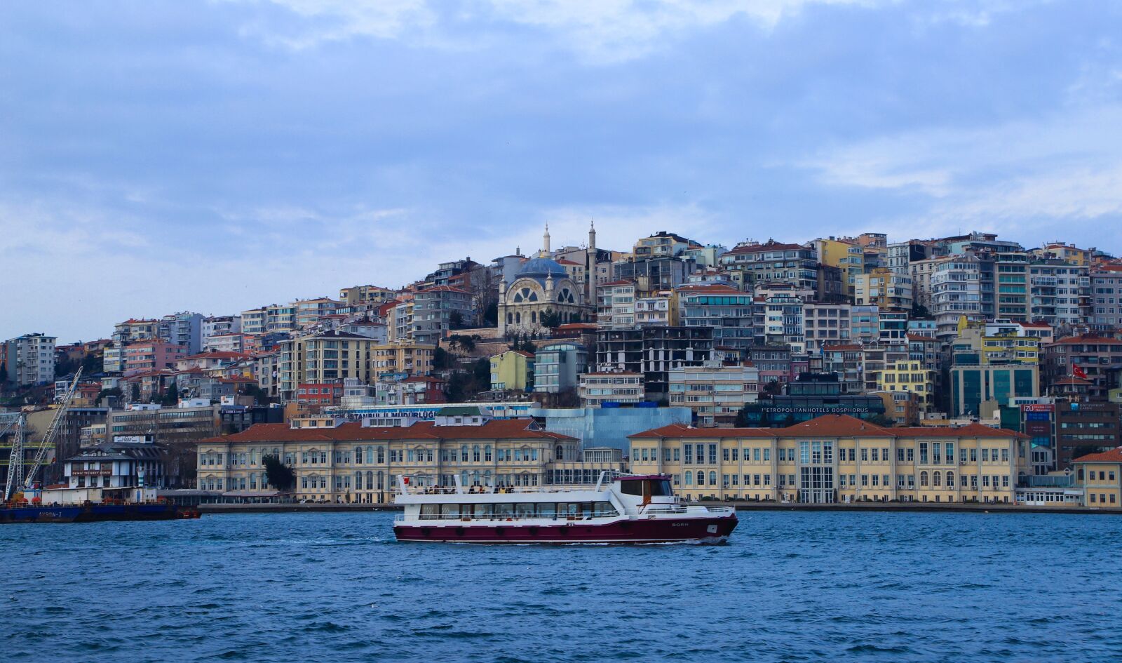 Canon EOS 6D Mark II + Canon EF 24-105mm F4L IS USM sample photo. Ship, marine, istanbul photography