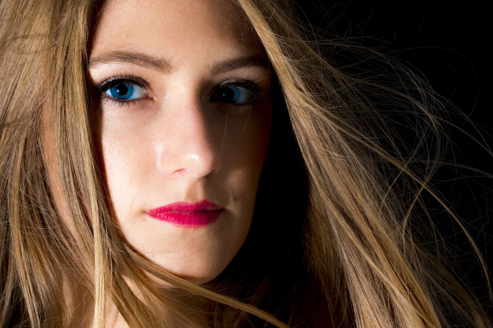 Canon EOS 70D + Canon EF 100mm F2.8 Macro USM sample photo. Portrait, blue eye, facial photography