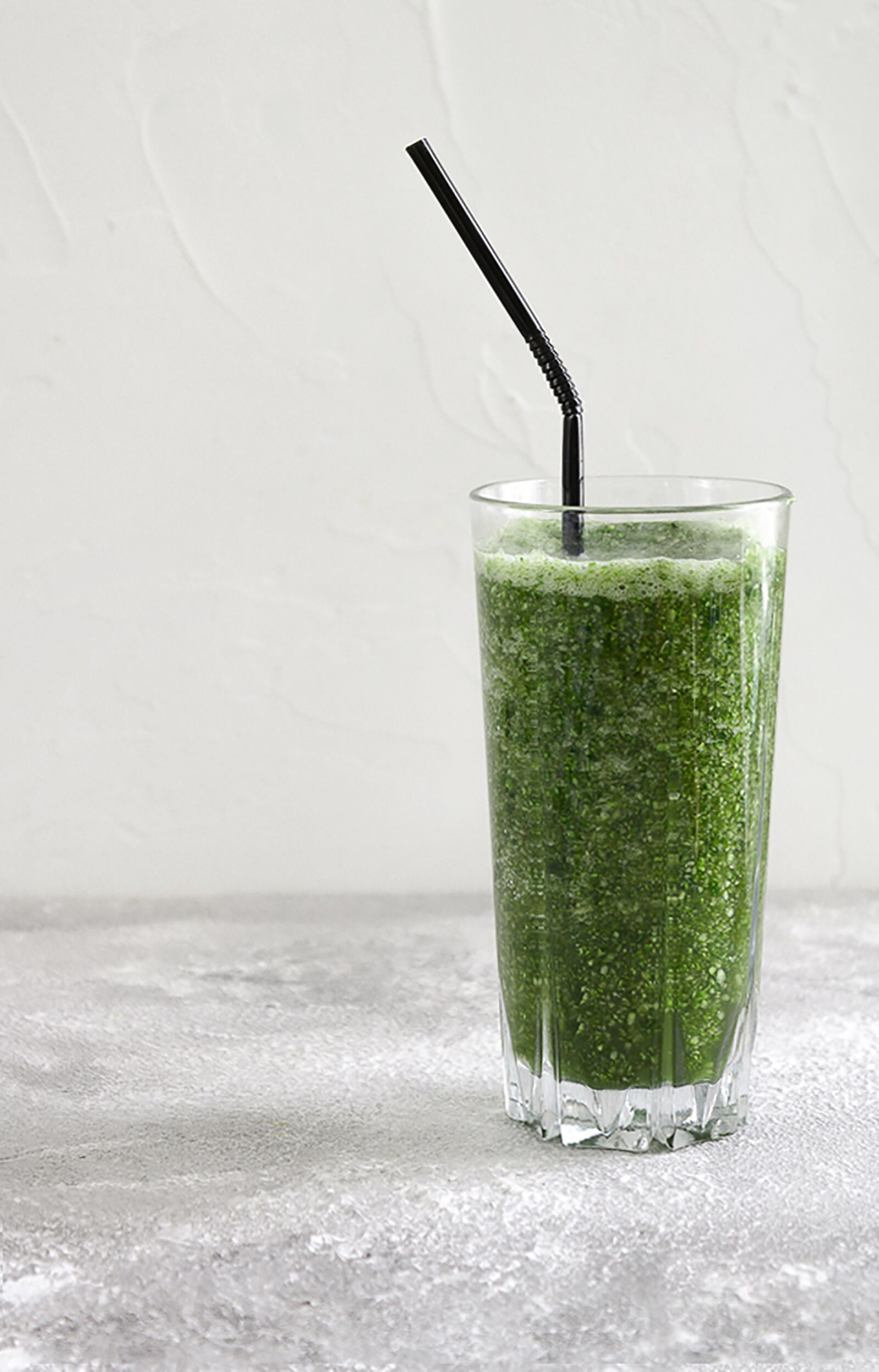 Canon EOS 2000D (EOS Rebel T7 / EOS Kiss X90 / EOS 1500D) sample photo. Smoothie, vegetables, proper nutrition photography