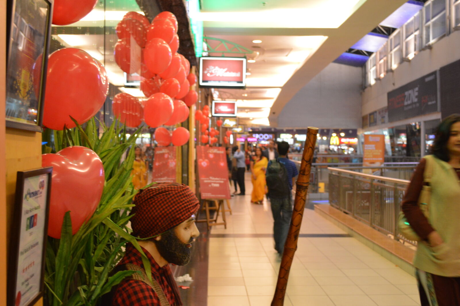 Nikon D3200 sample photo. Baloon, culture, mall, punjabi photography