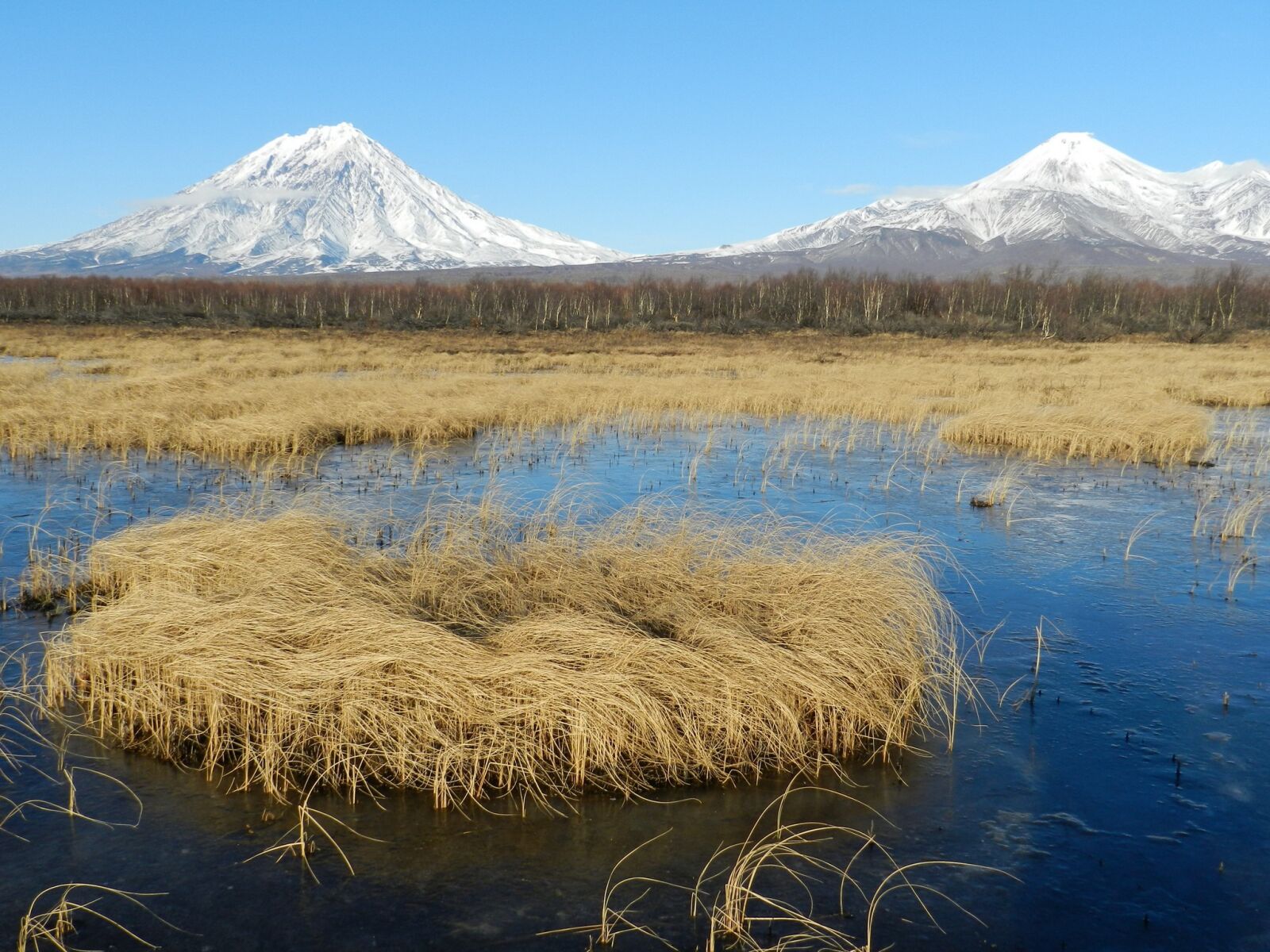 Nikon Coolpix P500 sample photo. Volcanoes, snowy mountains, vertices photography