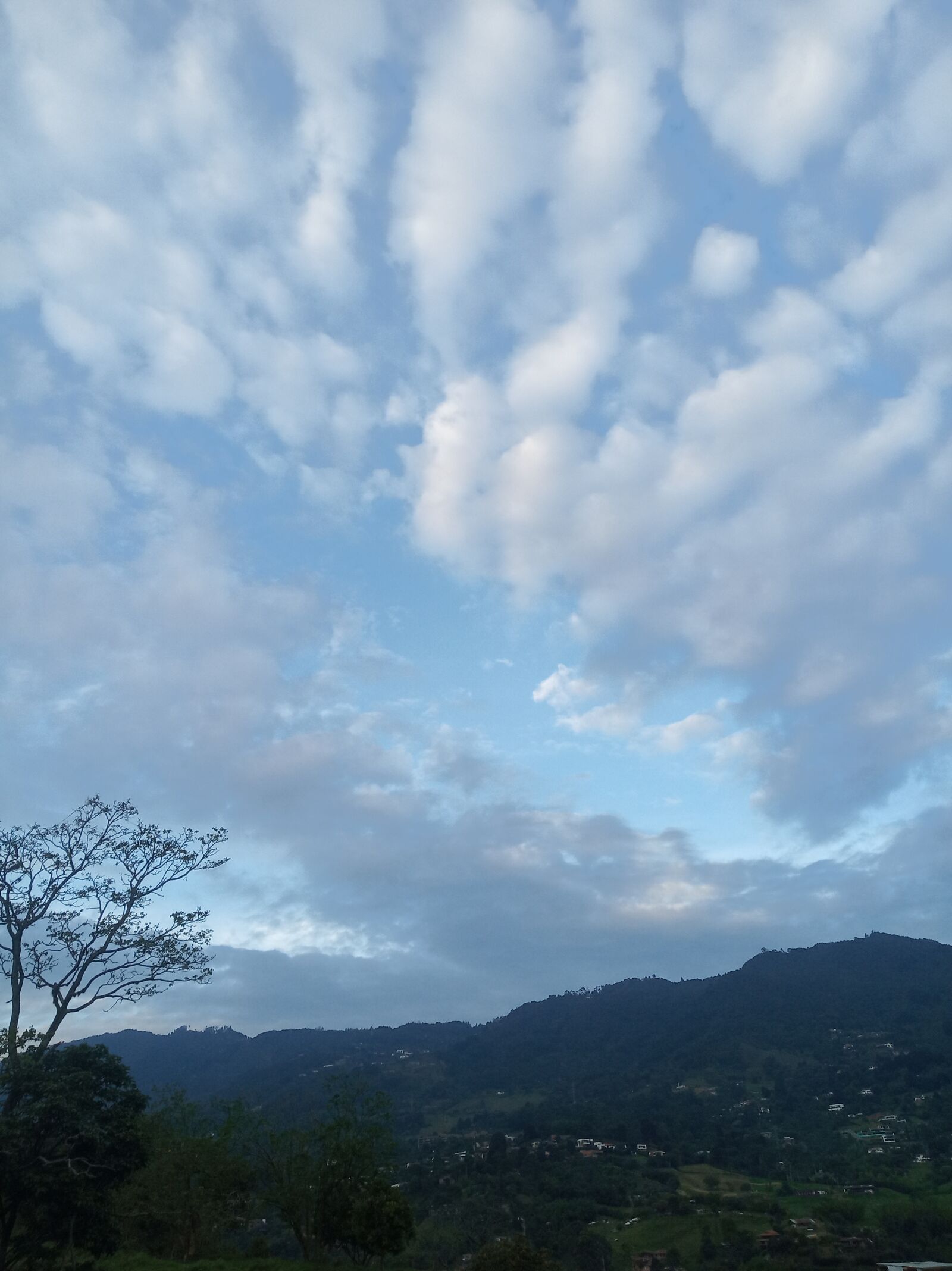 Xiaomi Redmi 6 sample photo. Nature, clouds, sky photography