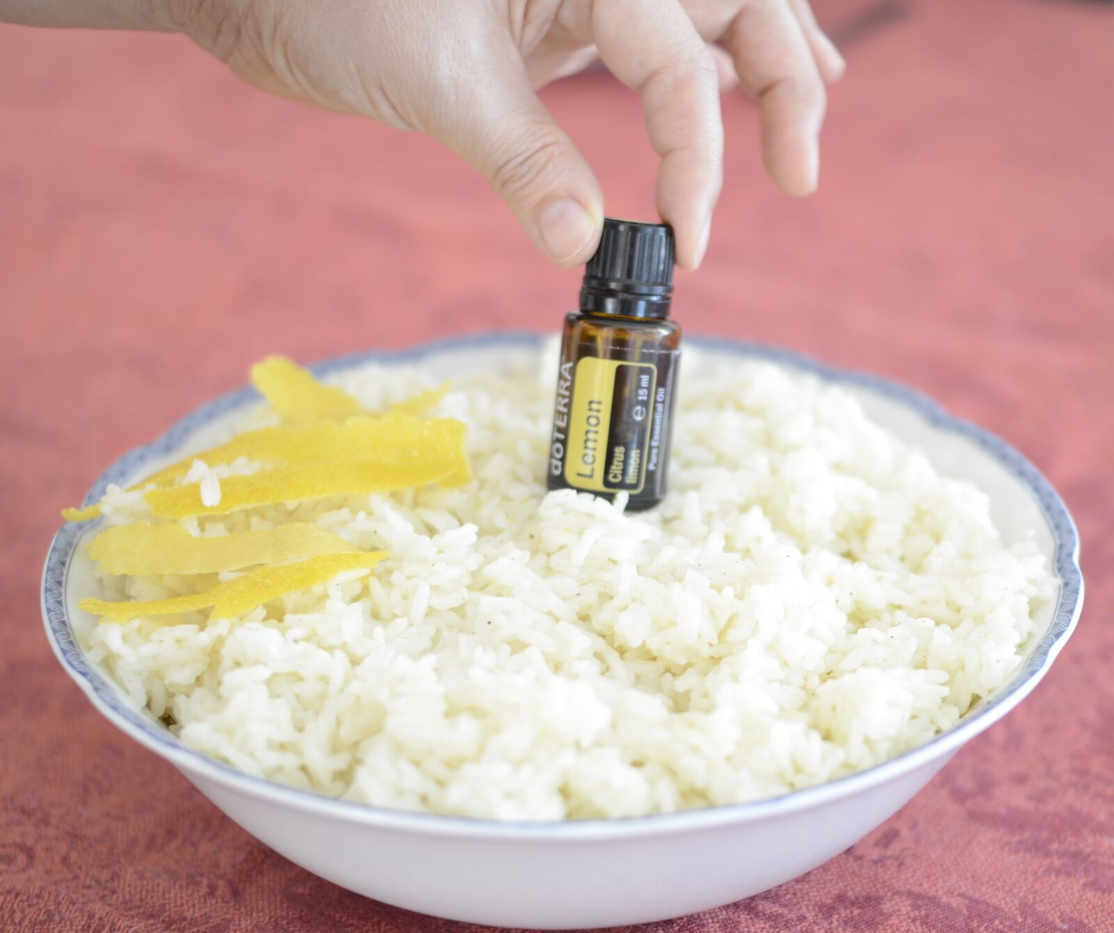 Nikon D7000 sample photo. Cooking, essential, oils photography