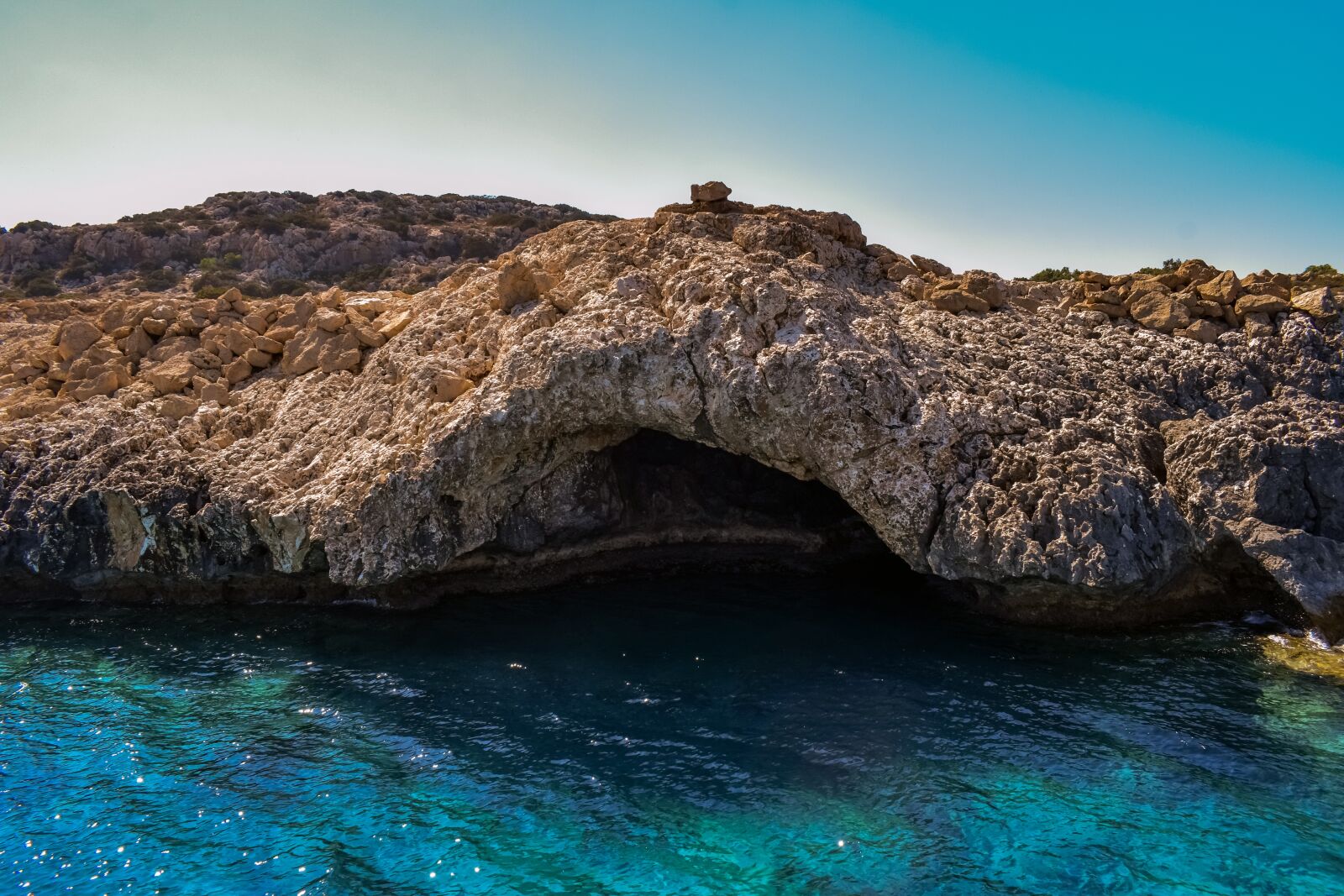 Nikon D3300 sample photo. Rocky coast, sea, sea photography
