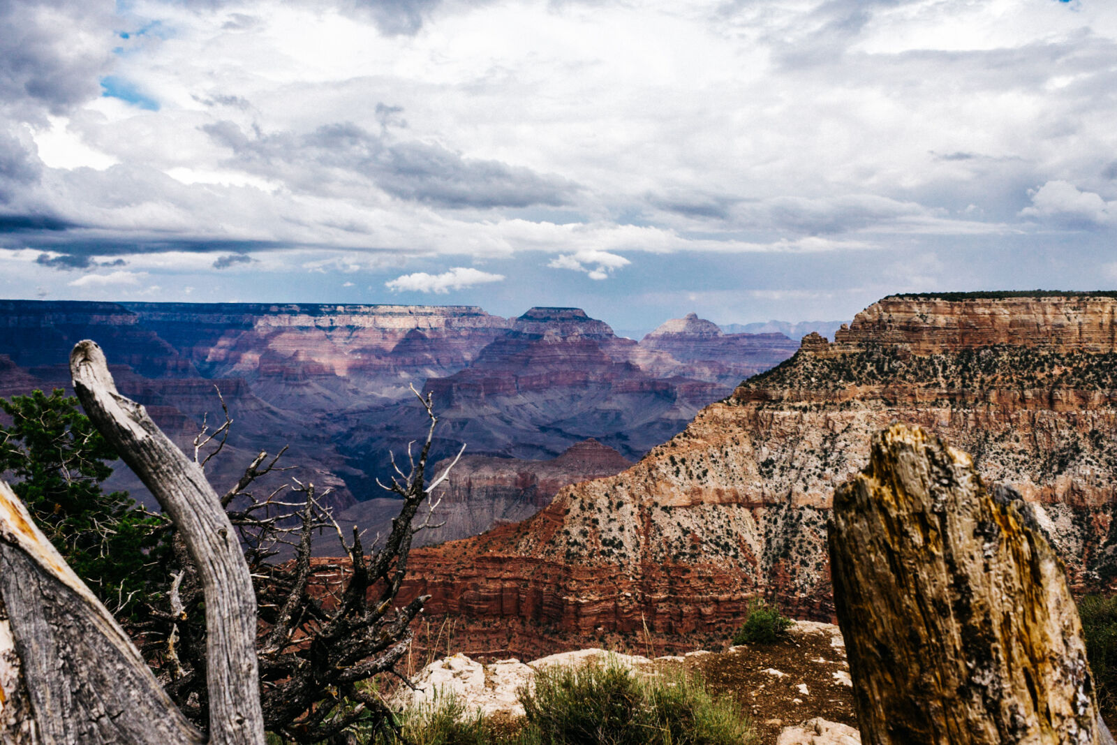 Canon EOS 550D (EOS Rebel T2i / EOS Kiss X4) sample photo. Canyon, clouds, desert, dry photography