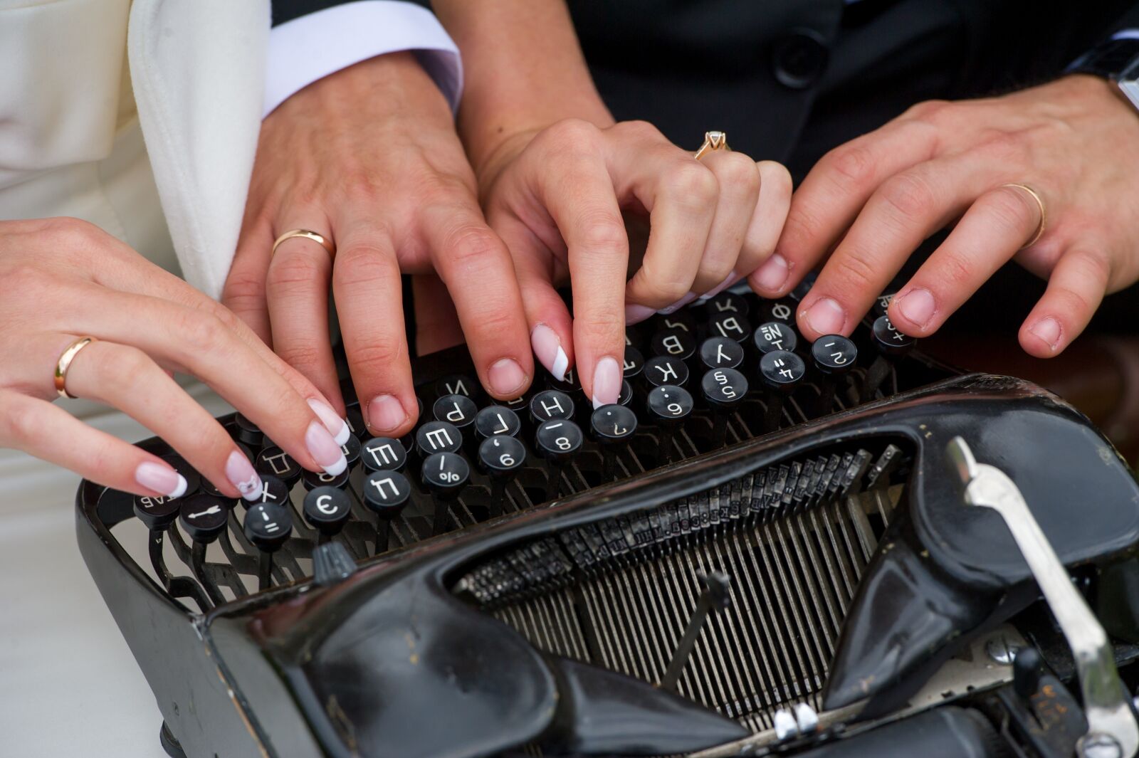 Nikon D3S sample photo. Manicure, fingers, typewriter photography