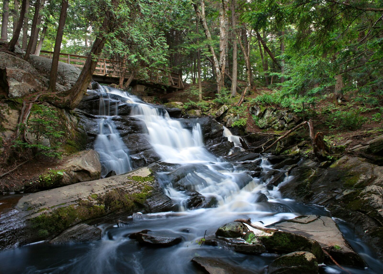 Canon EOS 20D sample photo. Creek, river, waterfall photography