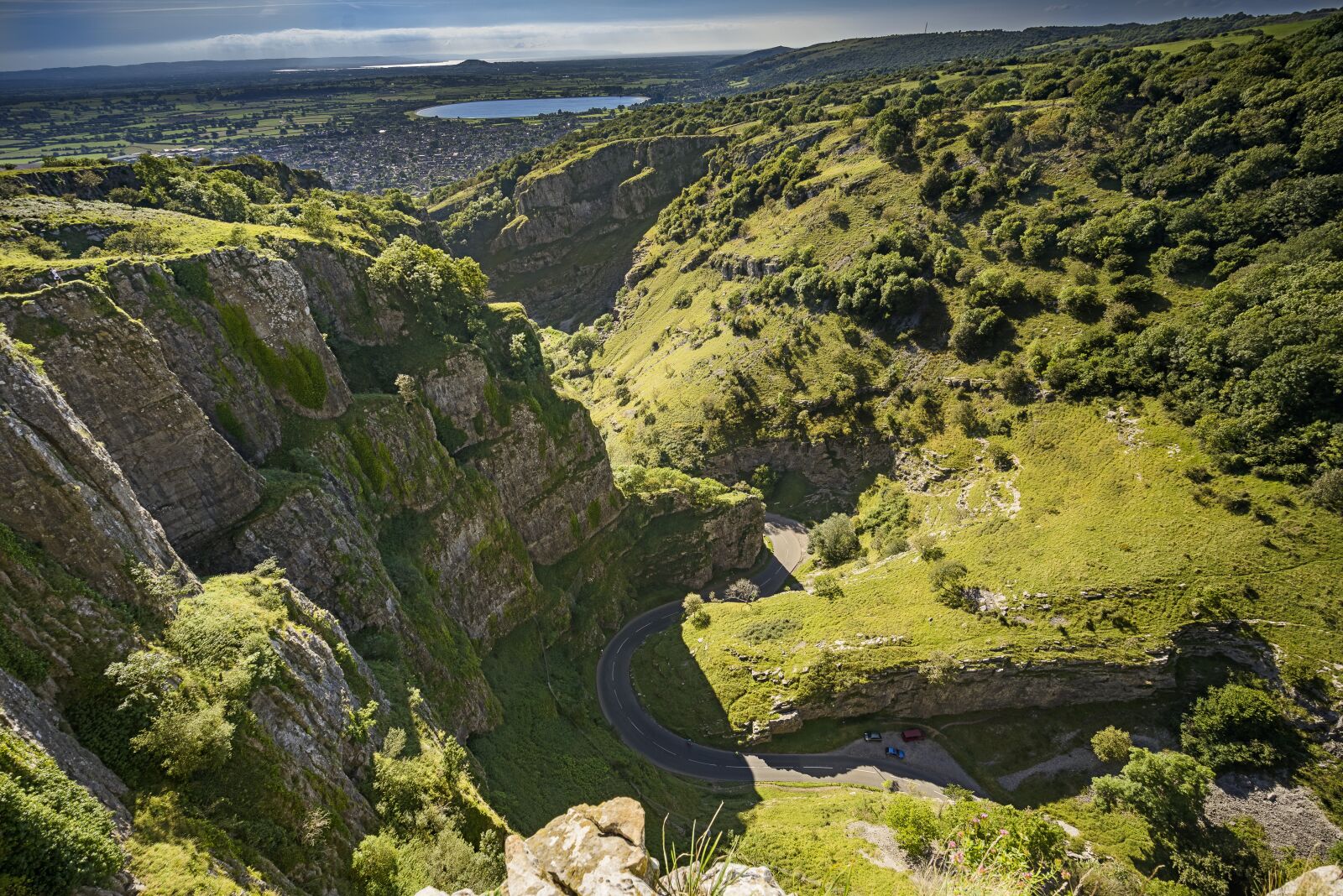 Sony a7R + Sony Vario-Tessar T* FE 16-35mm F4 ZA OSS sample photo. Cheddar gorge, natural valley photography