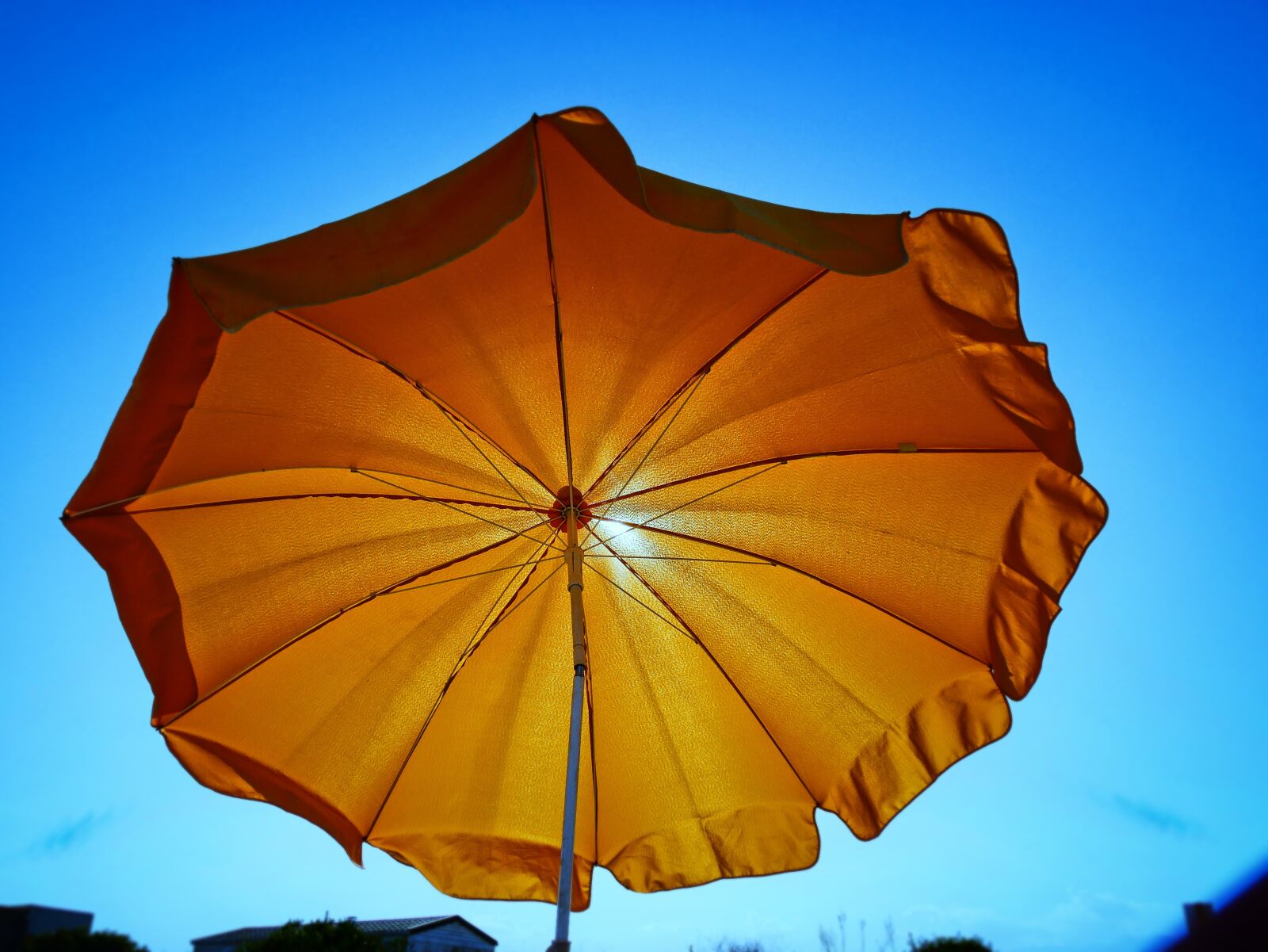 Panasonic DMC-G70 sample photo. Parasol, sun, beach photography