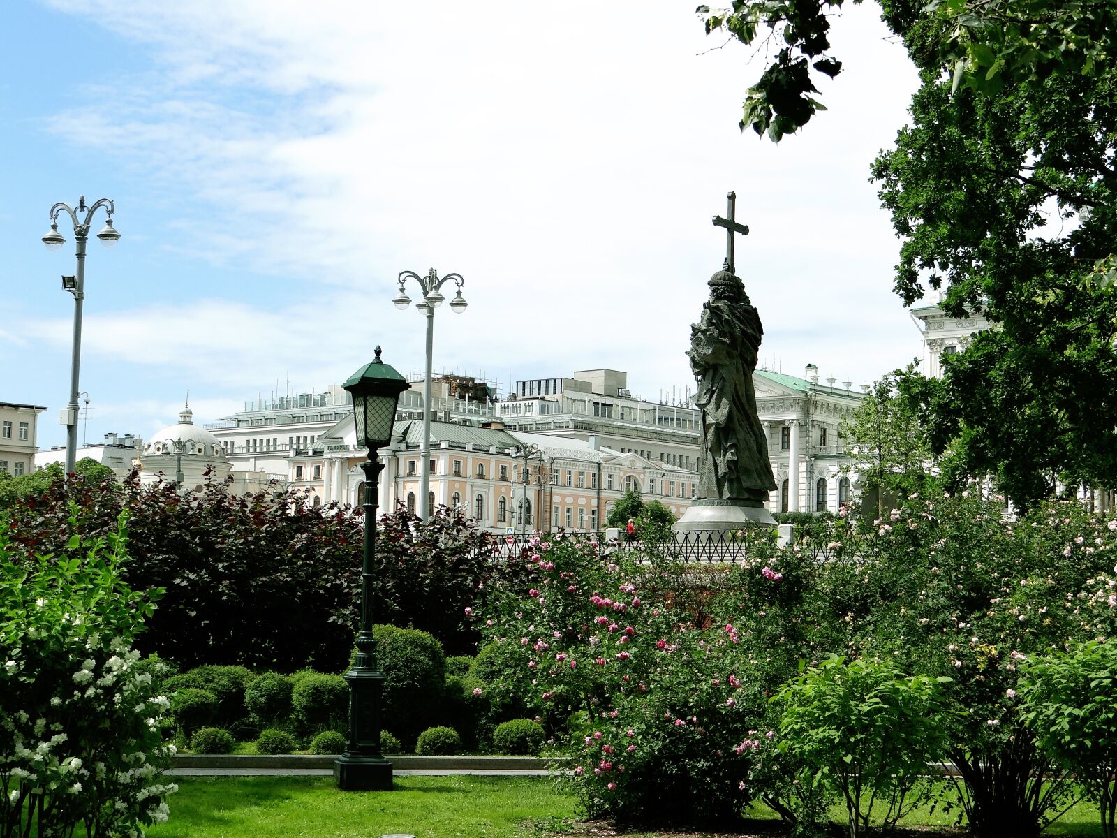 Sony DSC-HX200V sample photo. Moscow, city, building photography