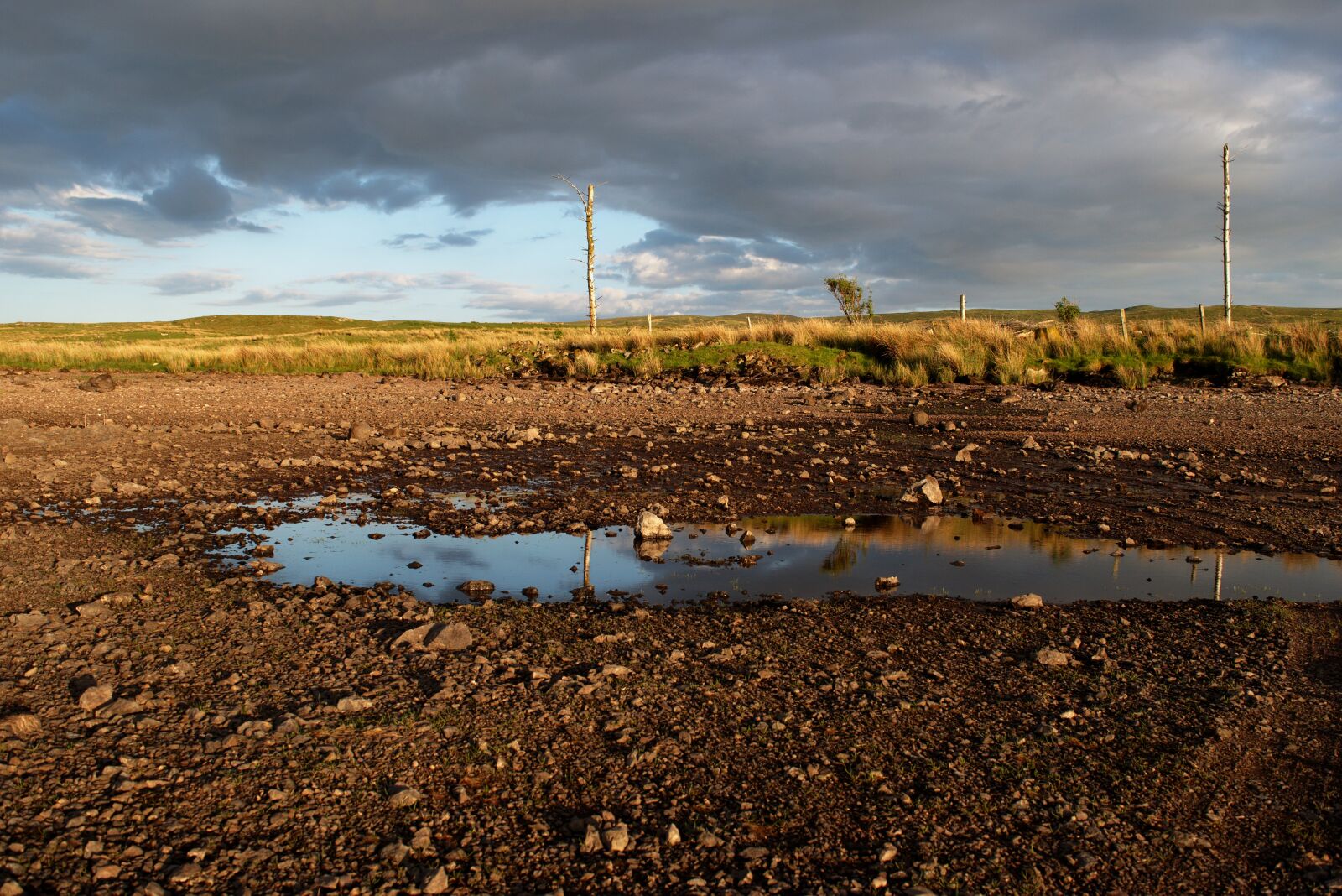Nikon D5500 sample photo. Landscape, drained lake, rocks photography