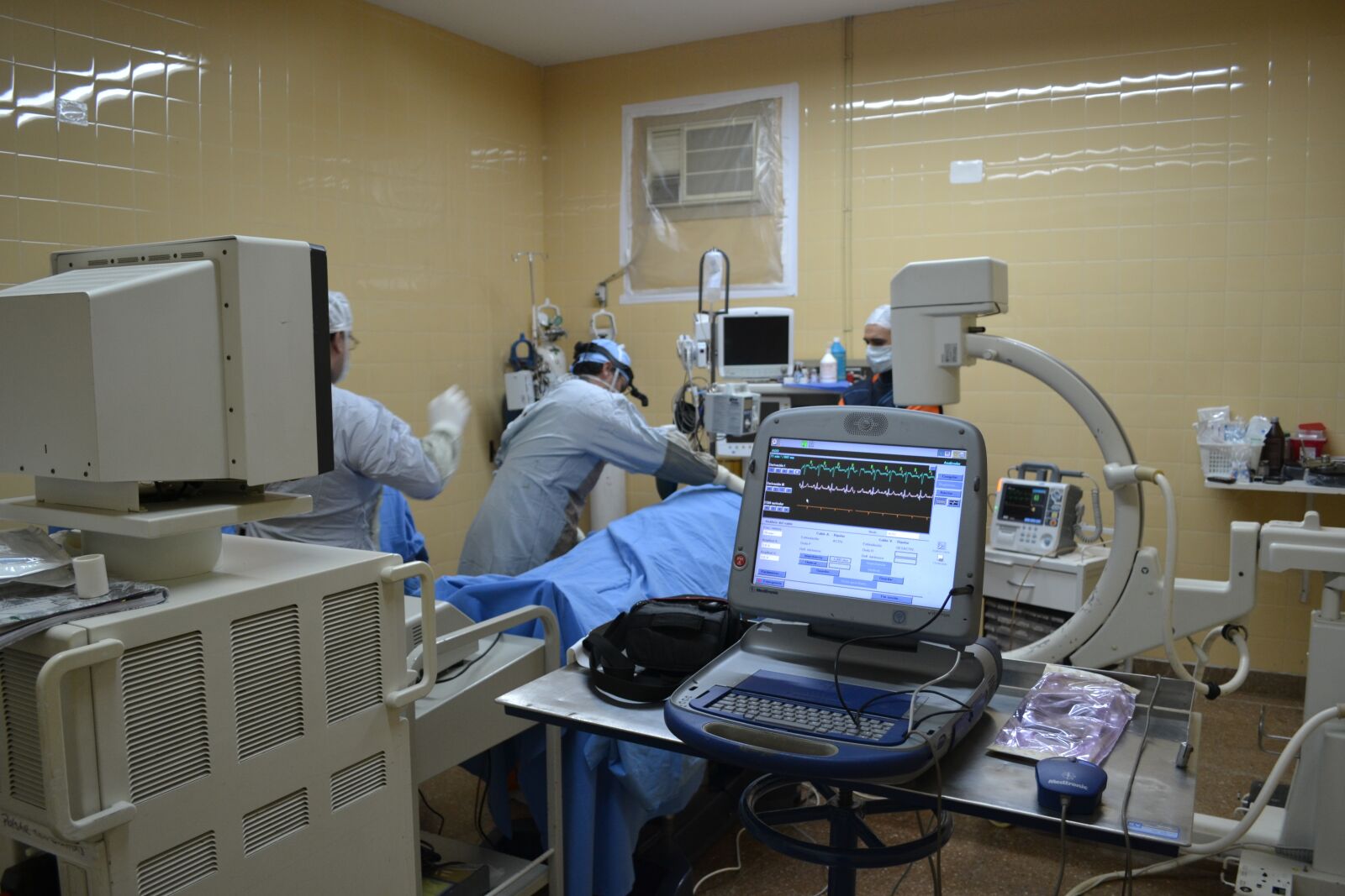 Nikon D3100 sample photo. Medicine, pacemaker, surgery photography