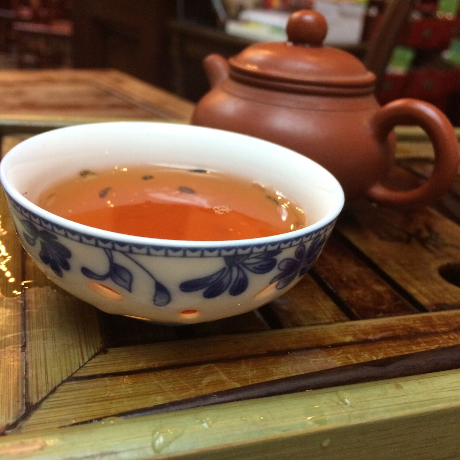 iPhone 5s back camera 4.15mm f/2.2 sample photo. Chinese, tea, chinese, teapot photography