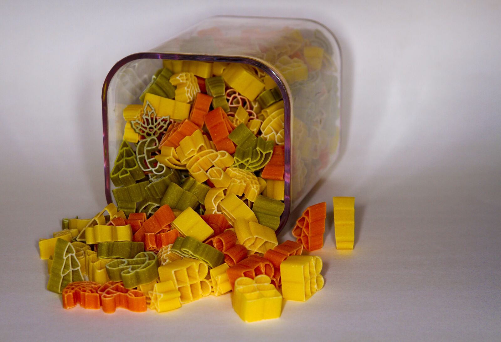 Canon EOS 7D sample photo. Noodle, pasta, christmas pasta photography