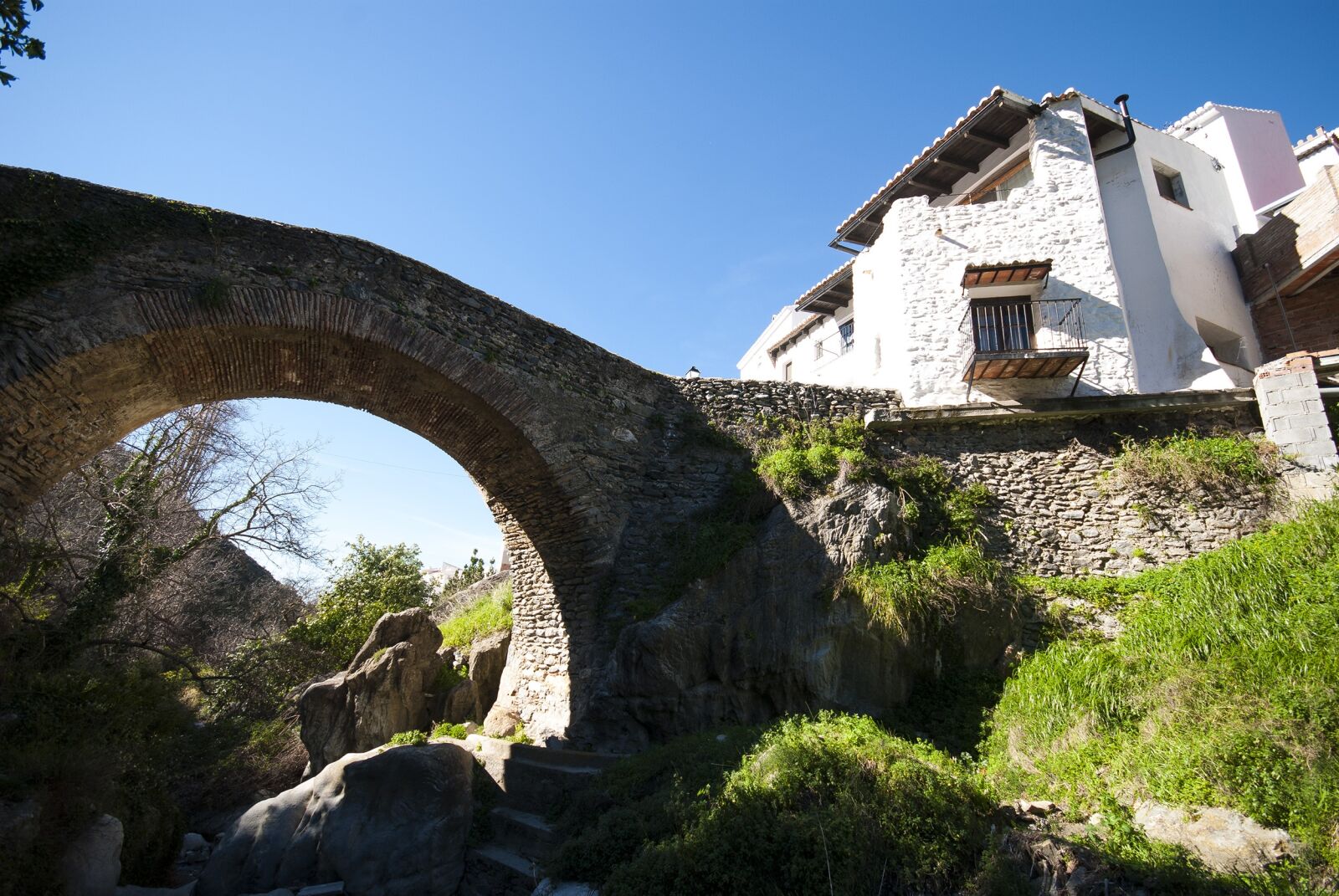 Nikon D80 sample photo. Bridge, salt flats, roman photography