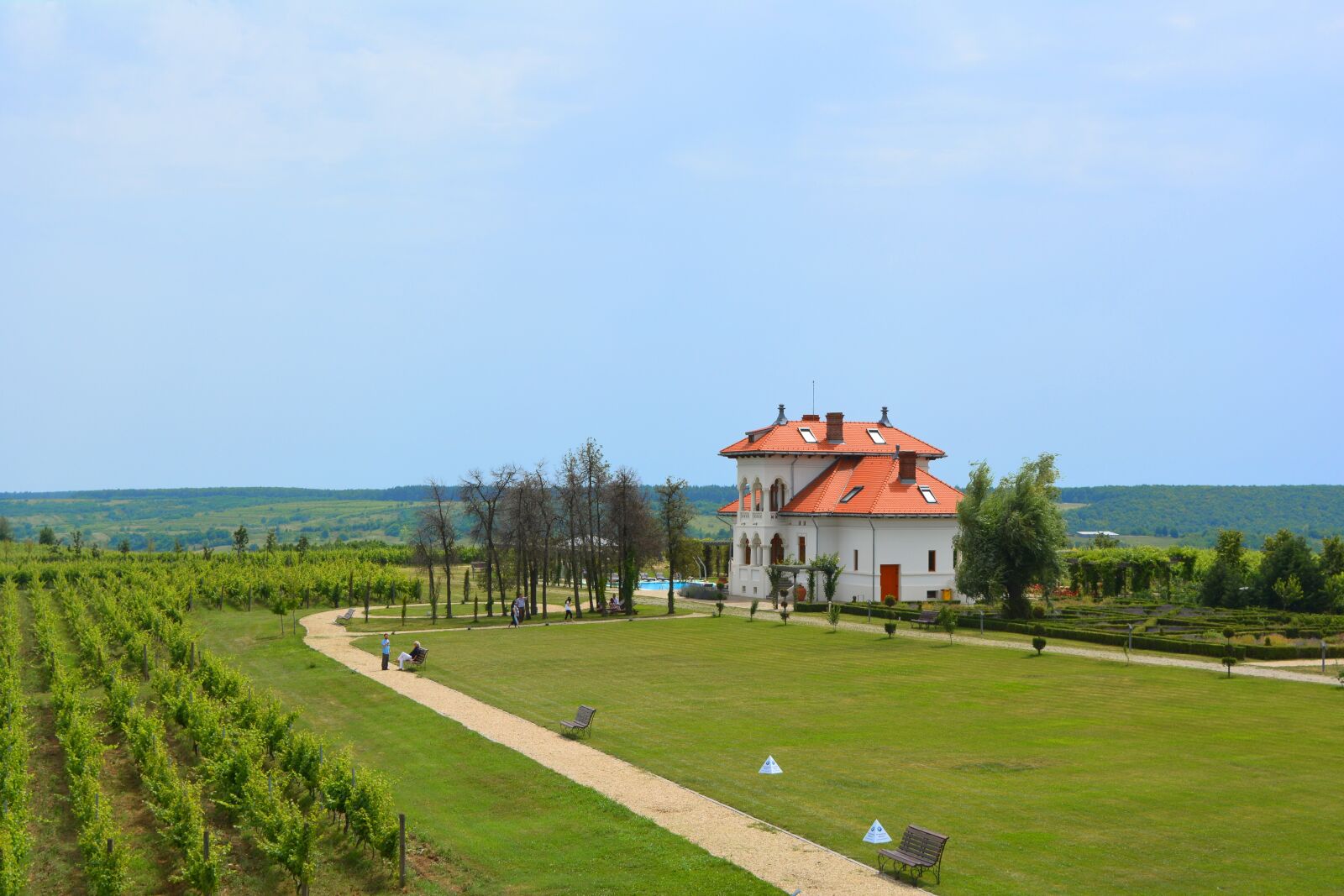 Nikon D5200 sample photo. Cloudy, building, home photography