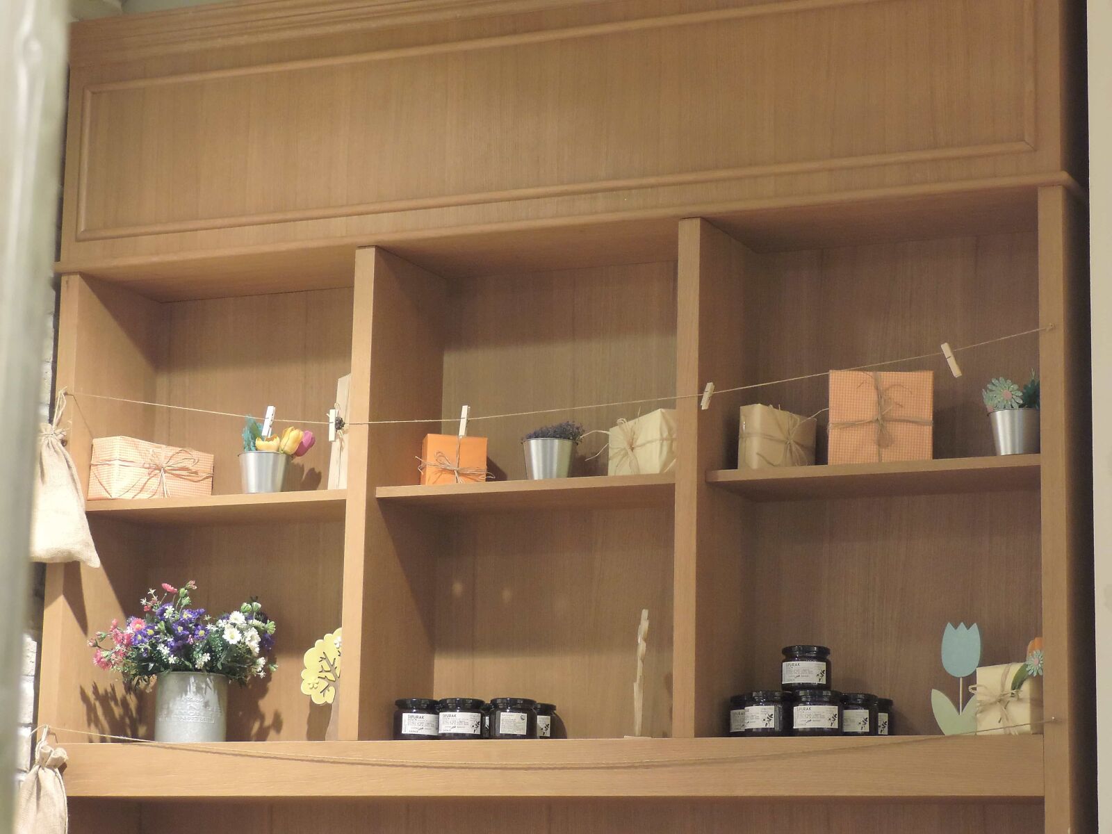 Nikon Coolpix P520 sample photo. Design, furniture, gifts, interior photography