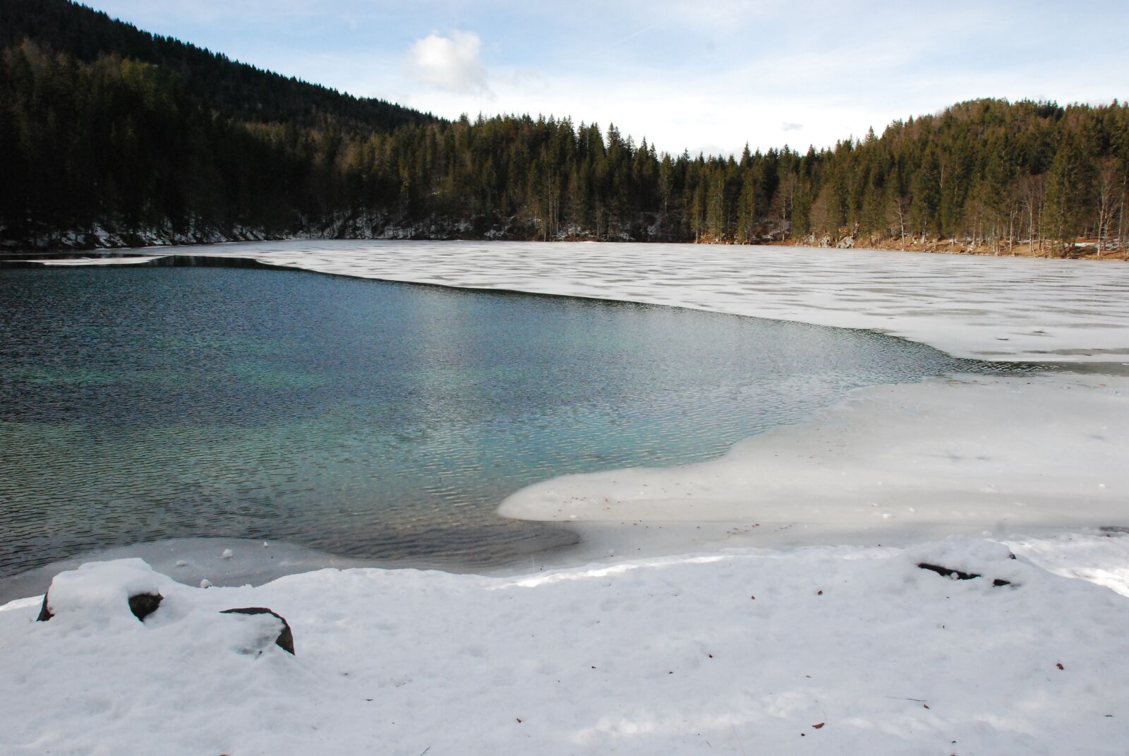 Nikon D80 sample photo. Italy, lake, frozen lake photography