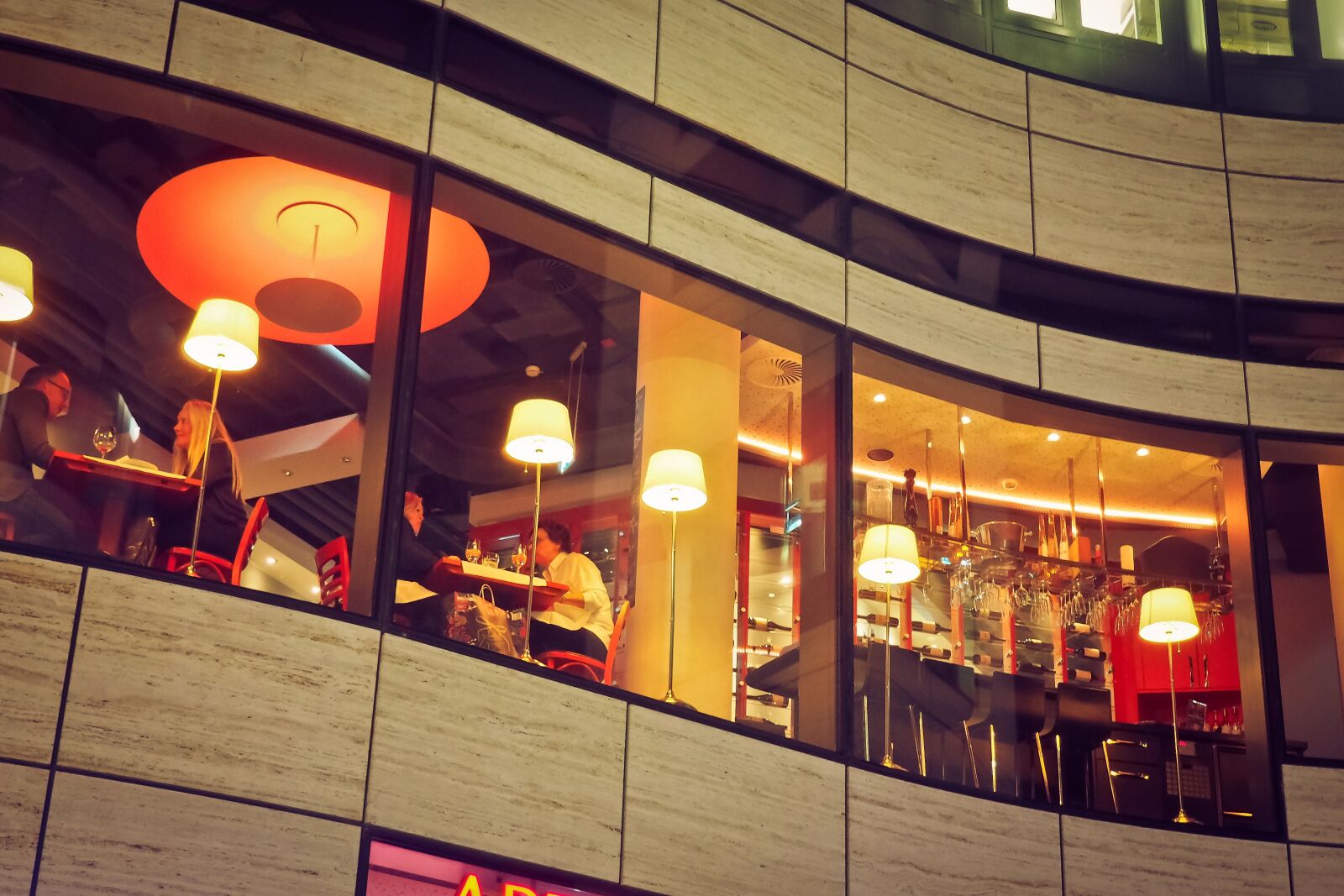 Olympus OM-D E-M10 sample photo. Architecture, restaurant, cafe photography