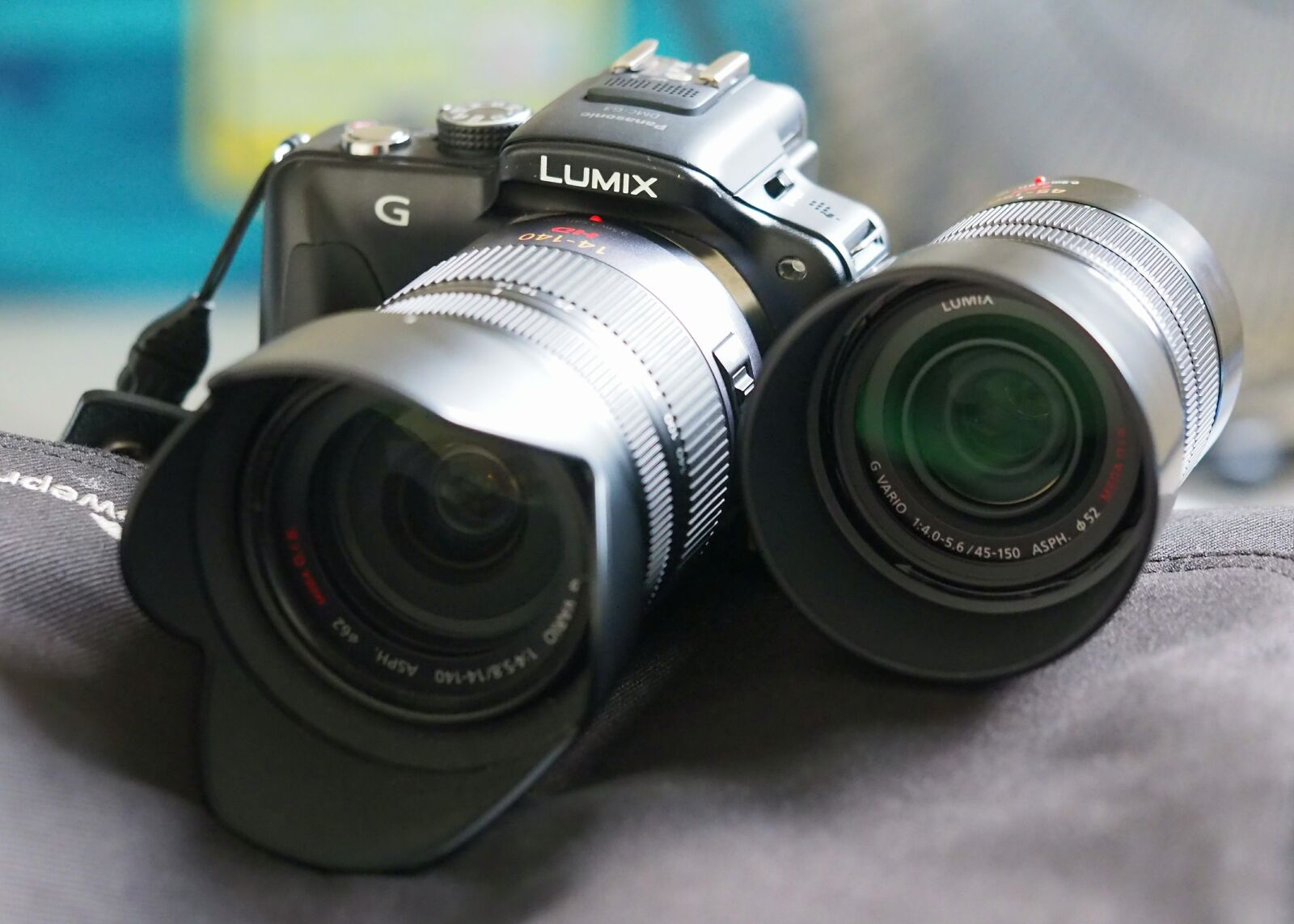 Olympus M.Zuiko Digital ED 60mm F2.8 Macro sample photo. Lens, shutter, zoom photography