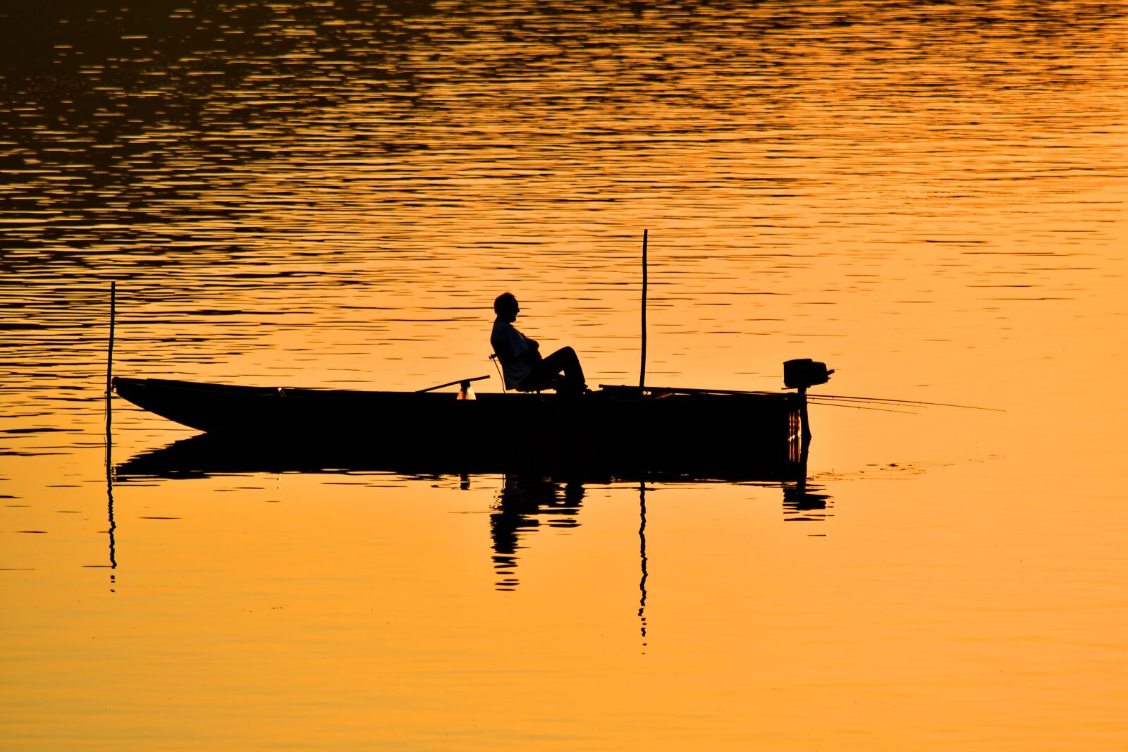 Nikon D5500 sample photo. Boat, calm, fisherman, relaxation photography
